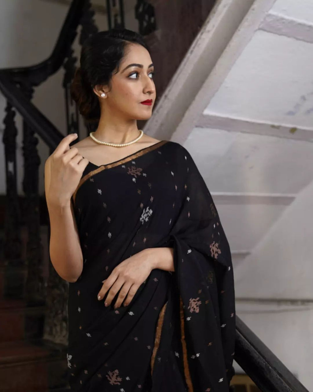Handwoven Jamdani Saree