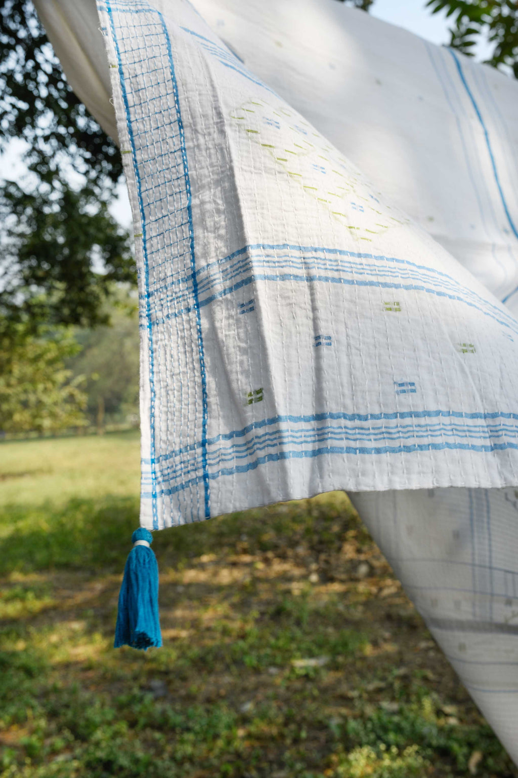 white and blue jamdani teen size Quilt - Aankona