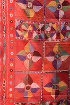 Red Queen size decor quilt - Aankona