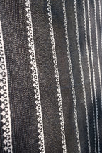 Black & white teen quilt - Aankona