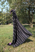 Black & white teen quilt - Aankona
