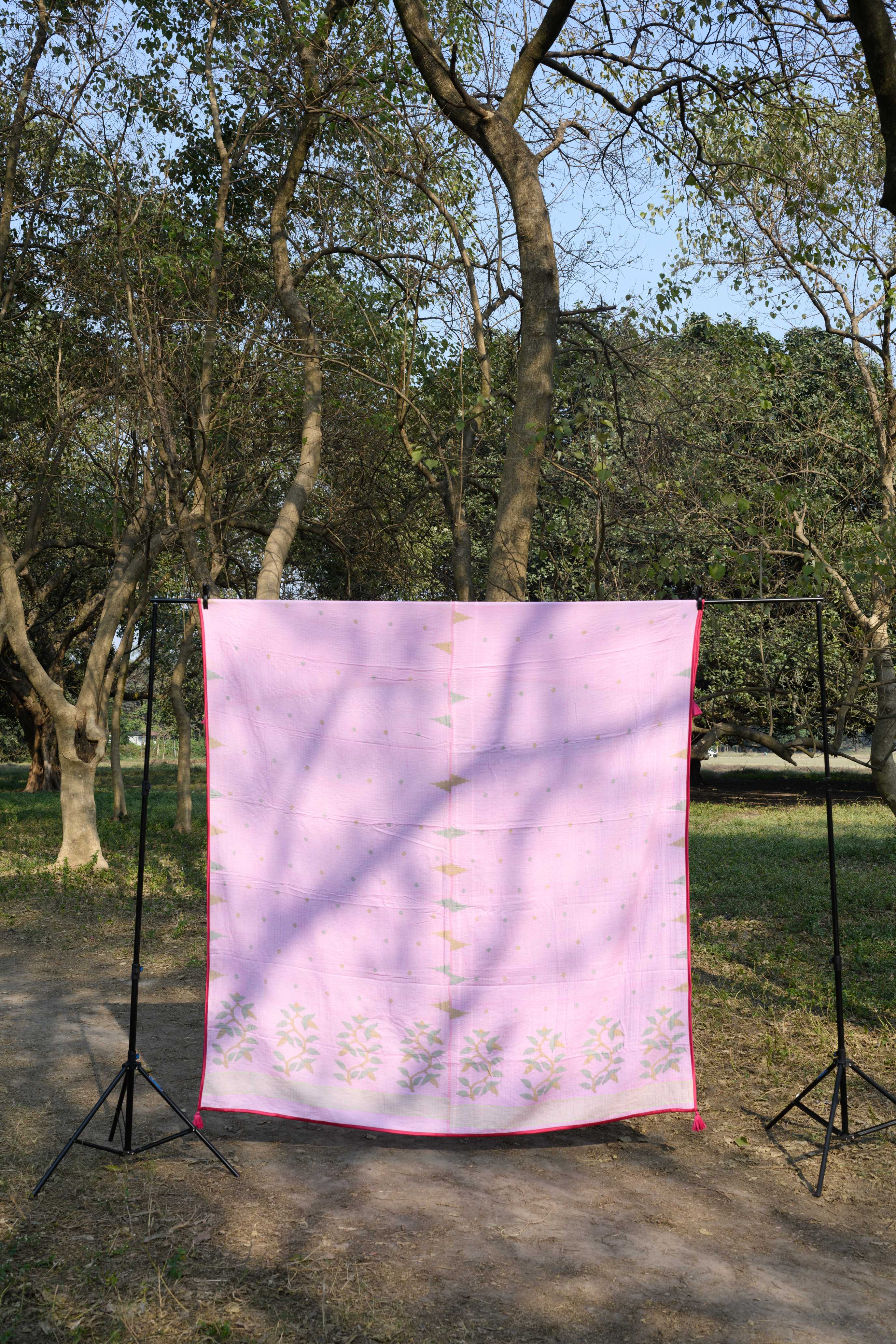 Handwoven Pink Jamdani Queen size Quilt