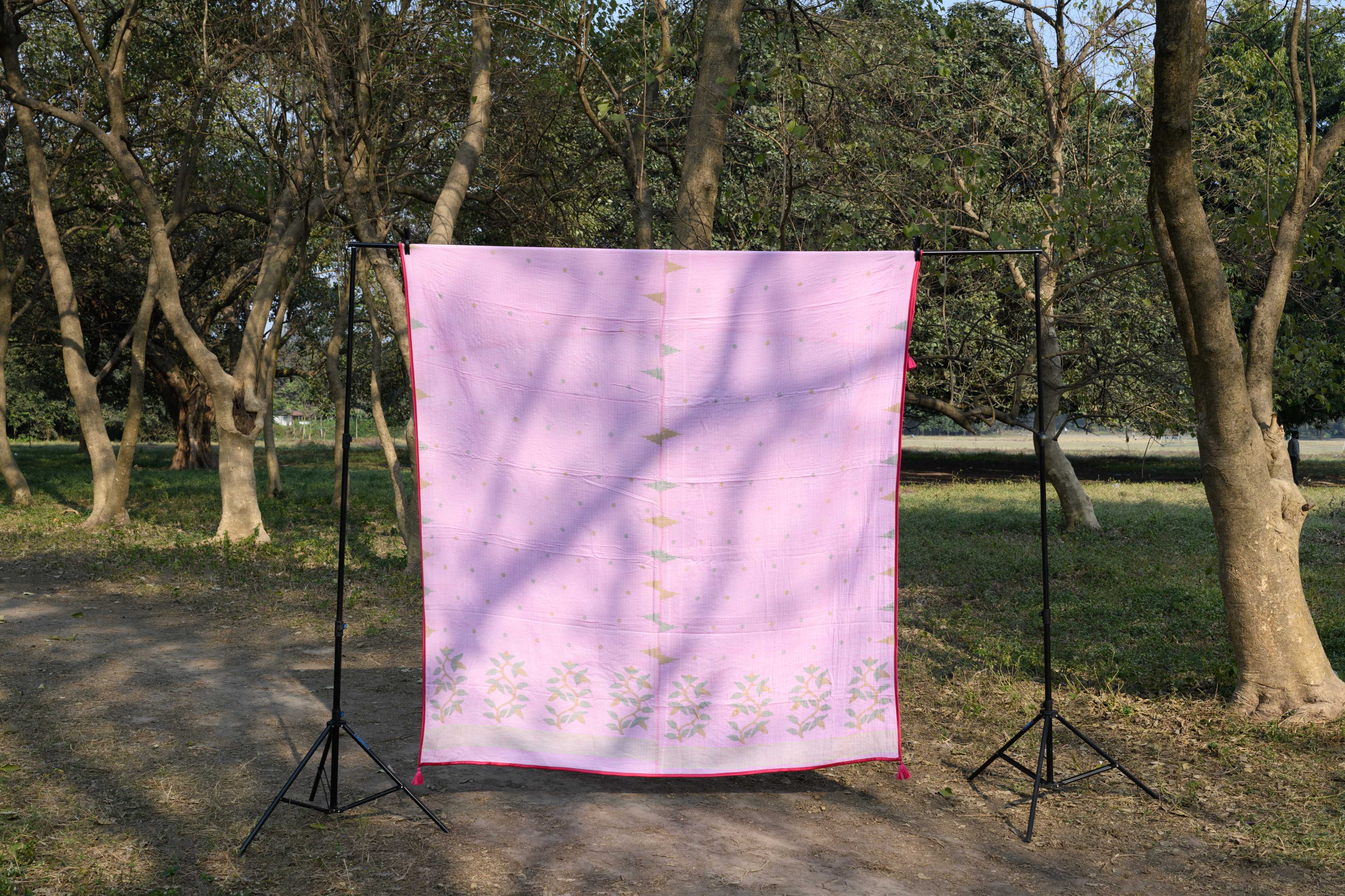 Handwoven Pink Jamdani Queen size Quilt