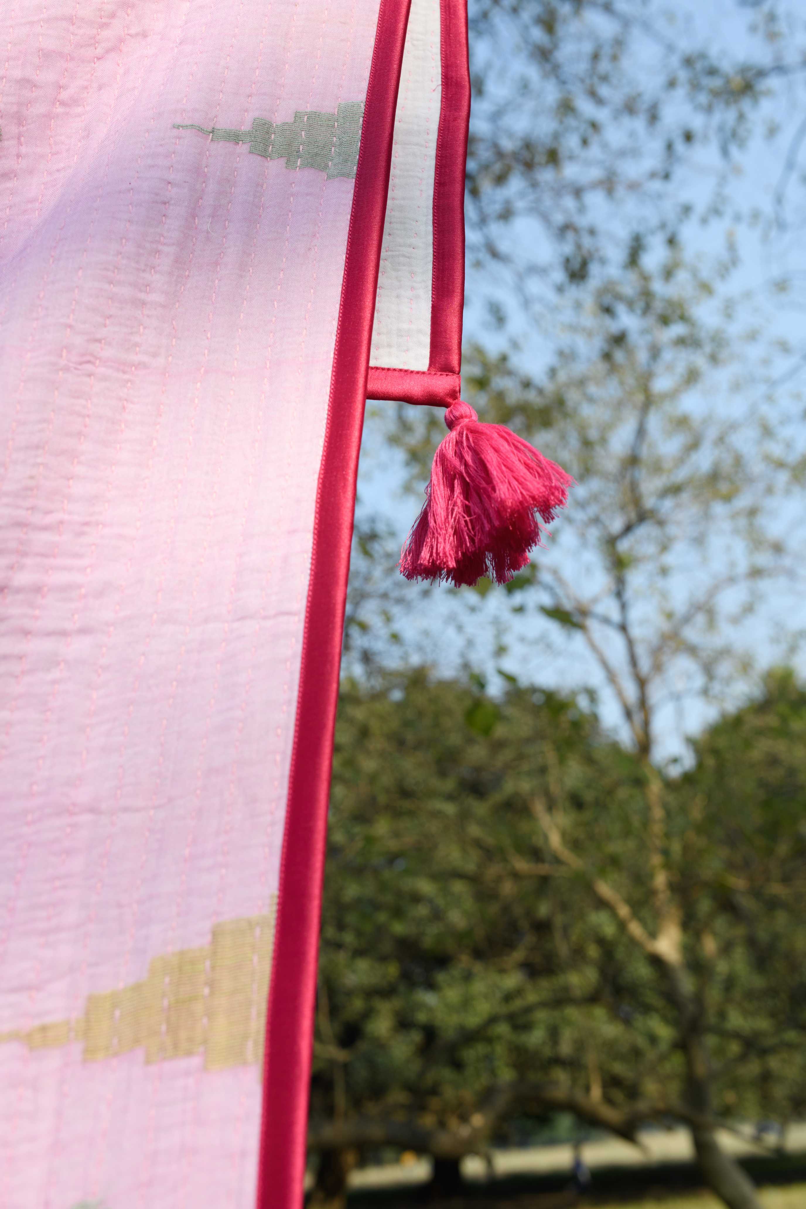 Handwoven Pink Jamdani Queen Size Quilt