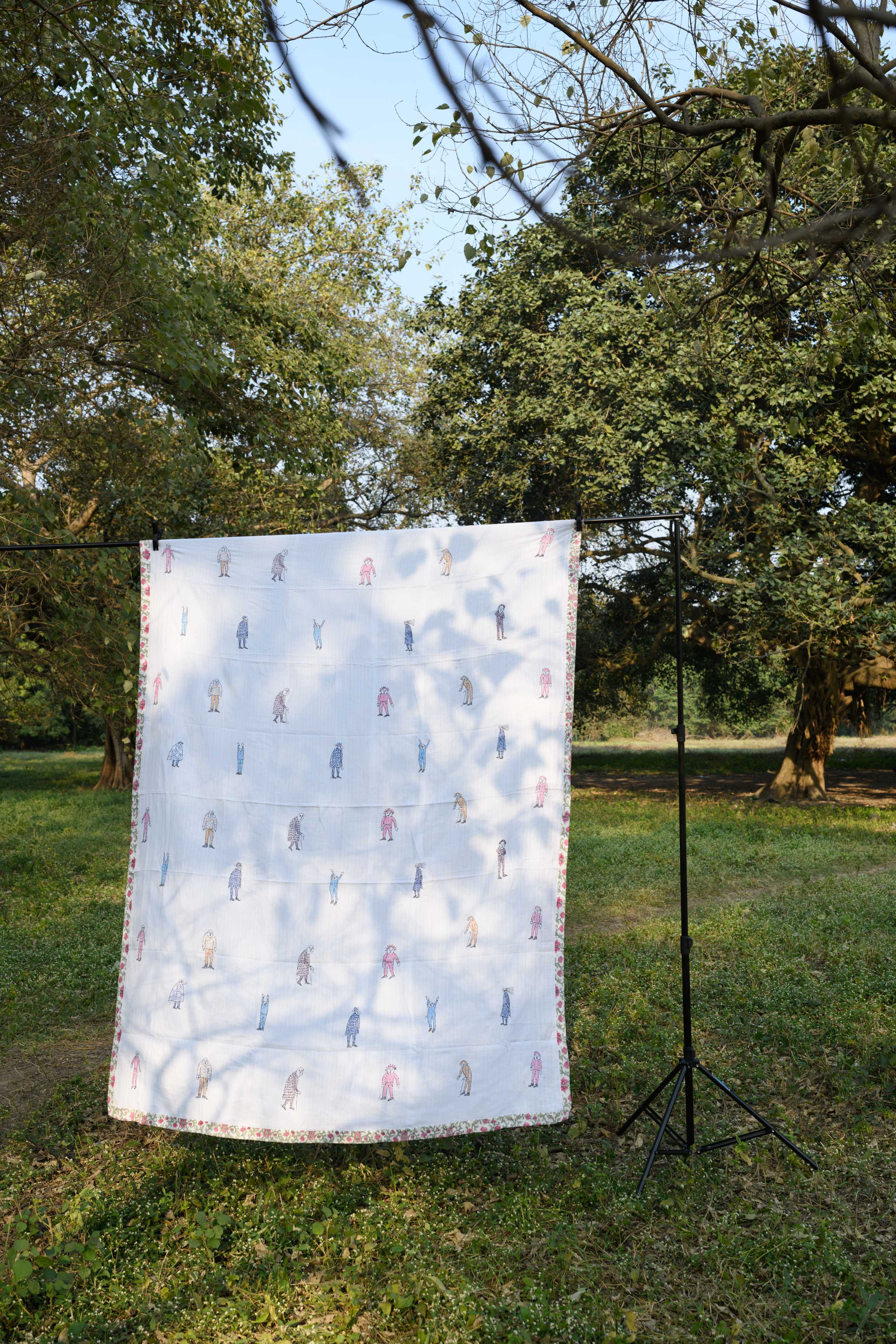 Happy people teen size Quilt - Aankona