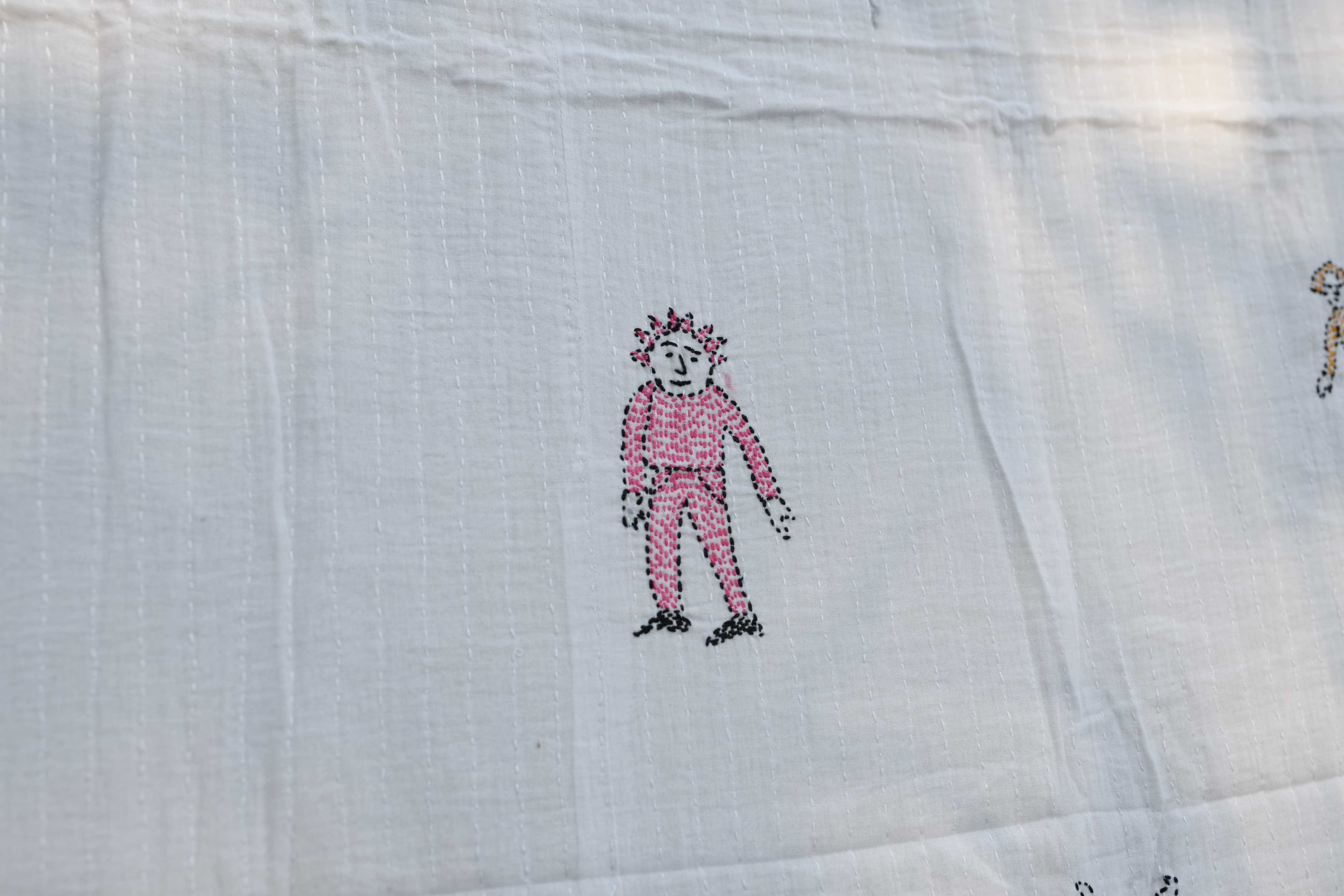 Happy people teen size Quilt - Aankona