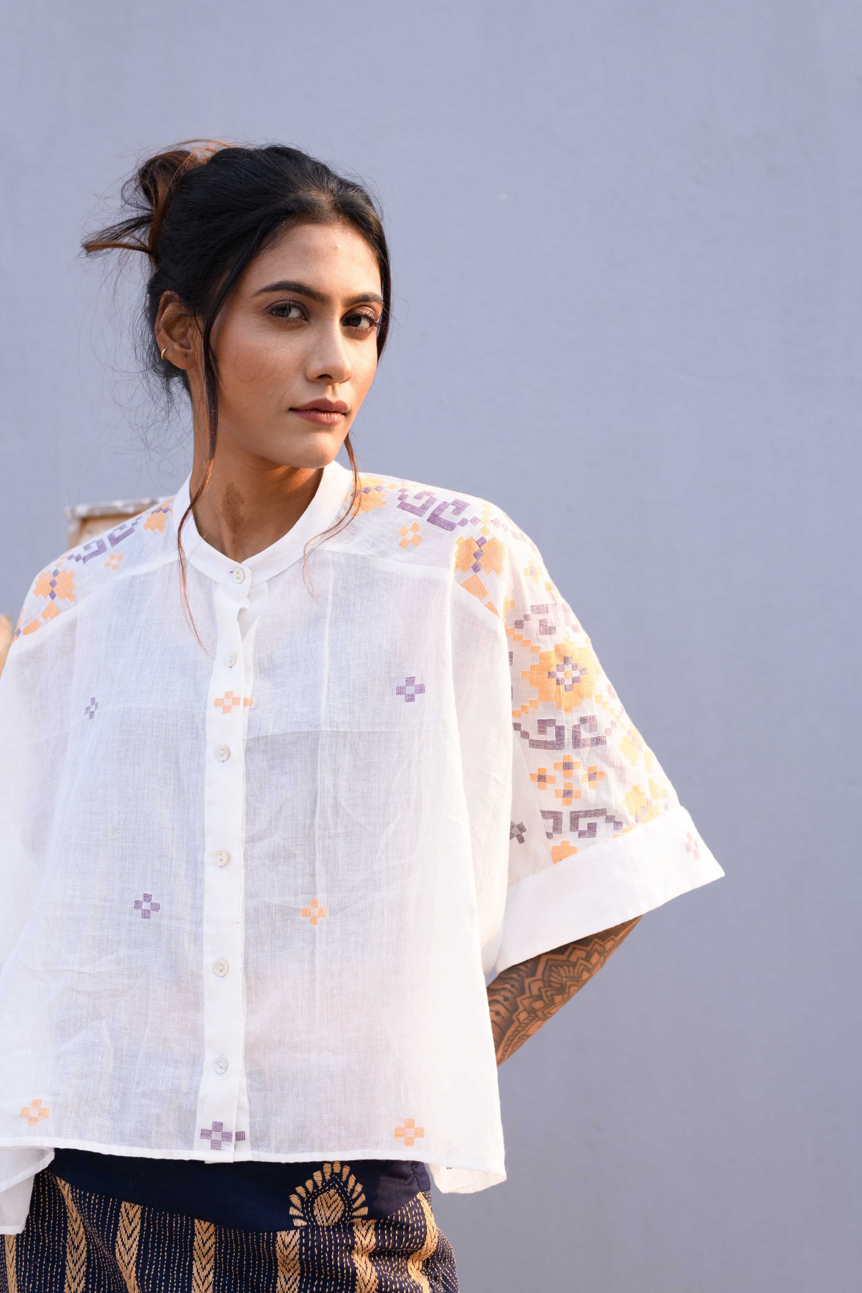 Handwoven cotton jamdani shirt