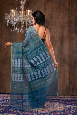 Handwoven deep green Dhakai jamdani Saree