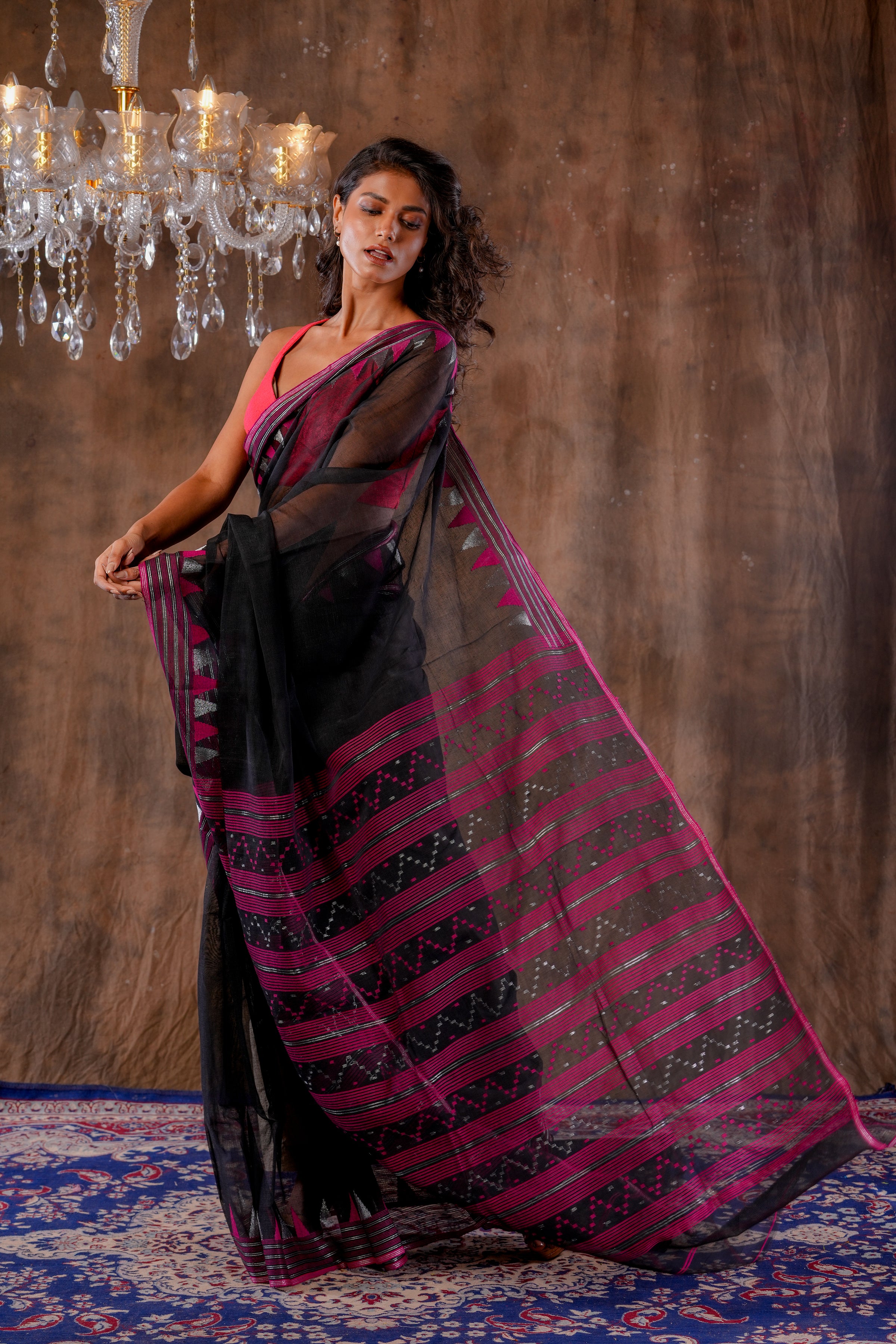 Handwoven Black Dhakai Jamdani Saree
