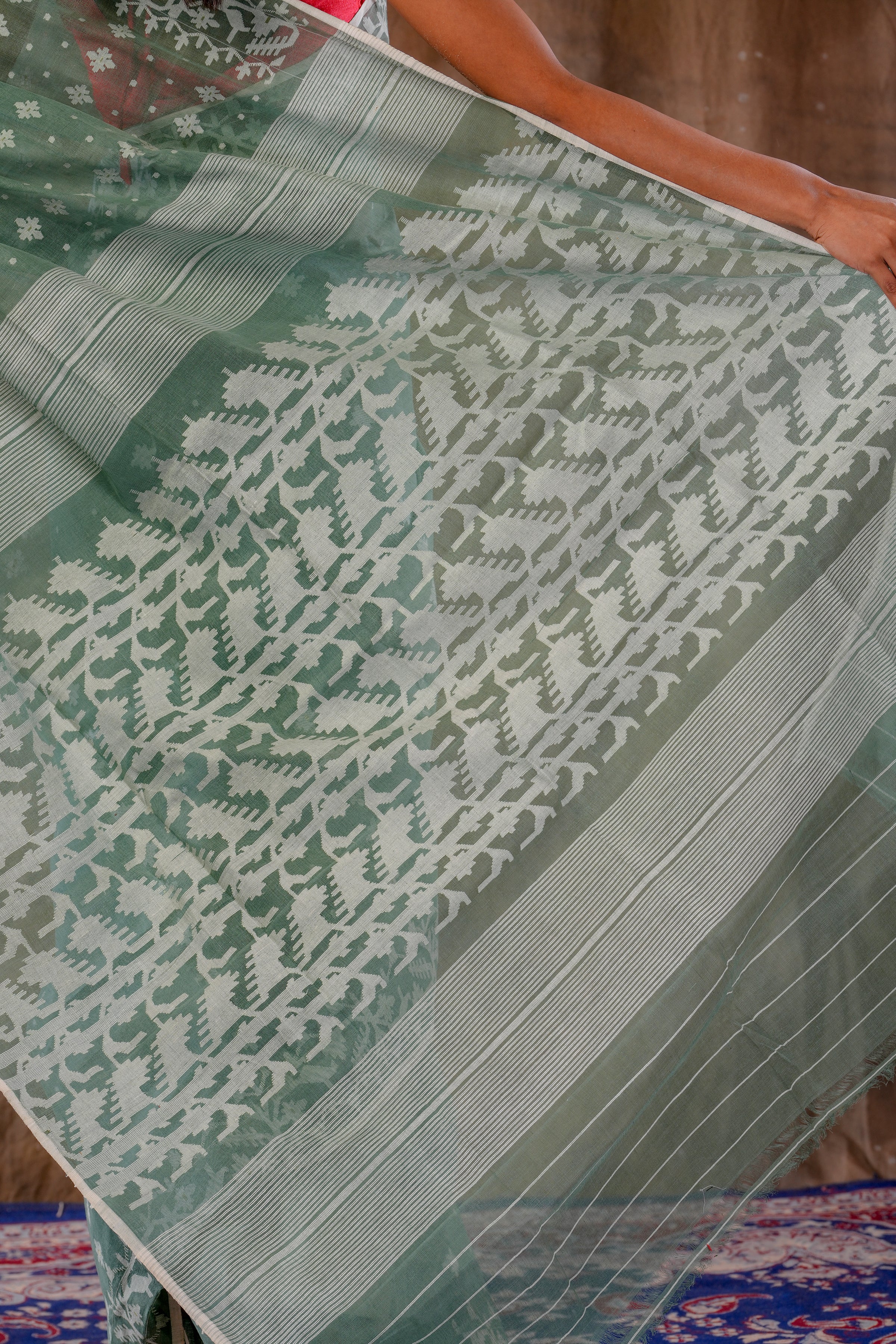 Handwoven Light Olive Dhakai Jamdani Saree