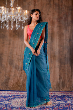 Handwoven green Dhakai jamdani Saree