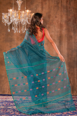 Handwoven green Dhakai jamdani Saree