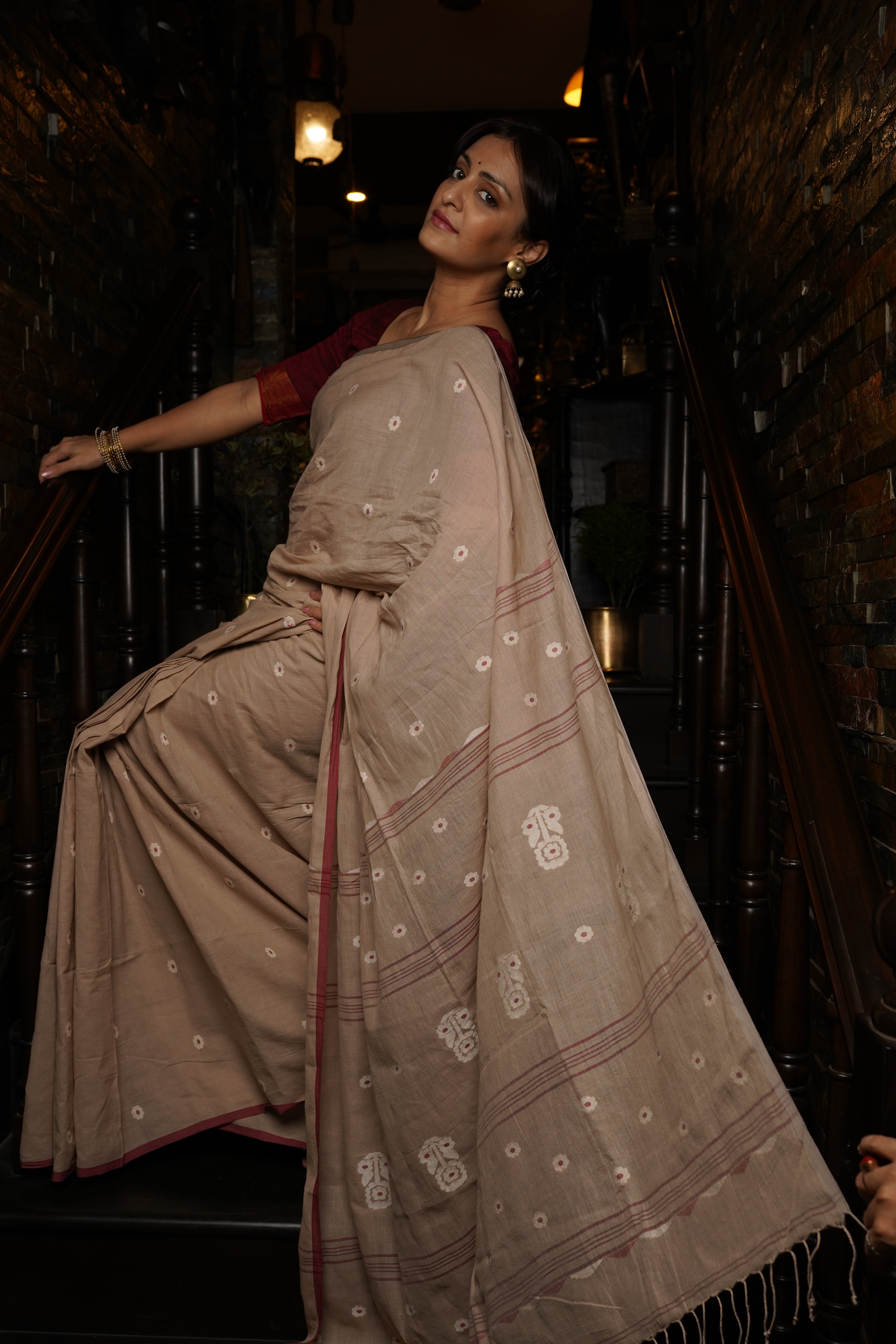 Handwoven Brown Khadi Jamdani Saree