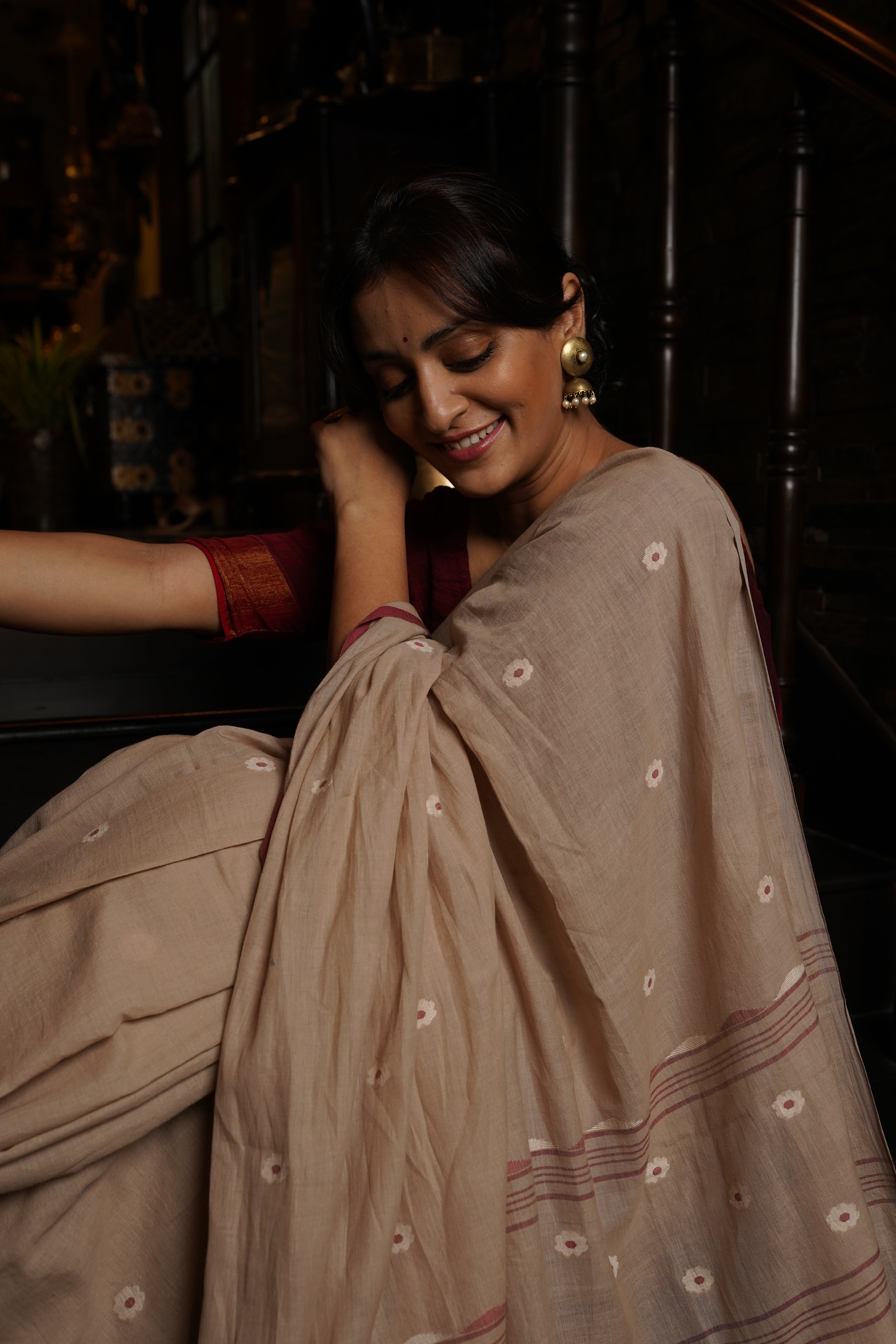 Handwoven Brown  Jamdani Saree