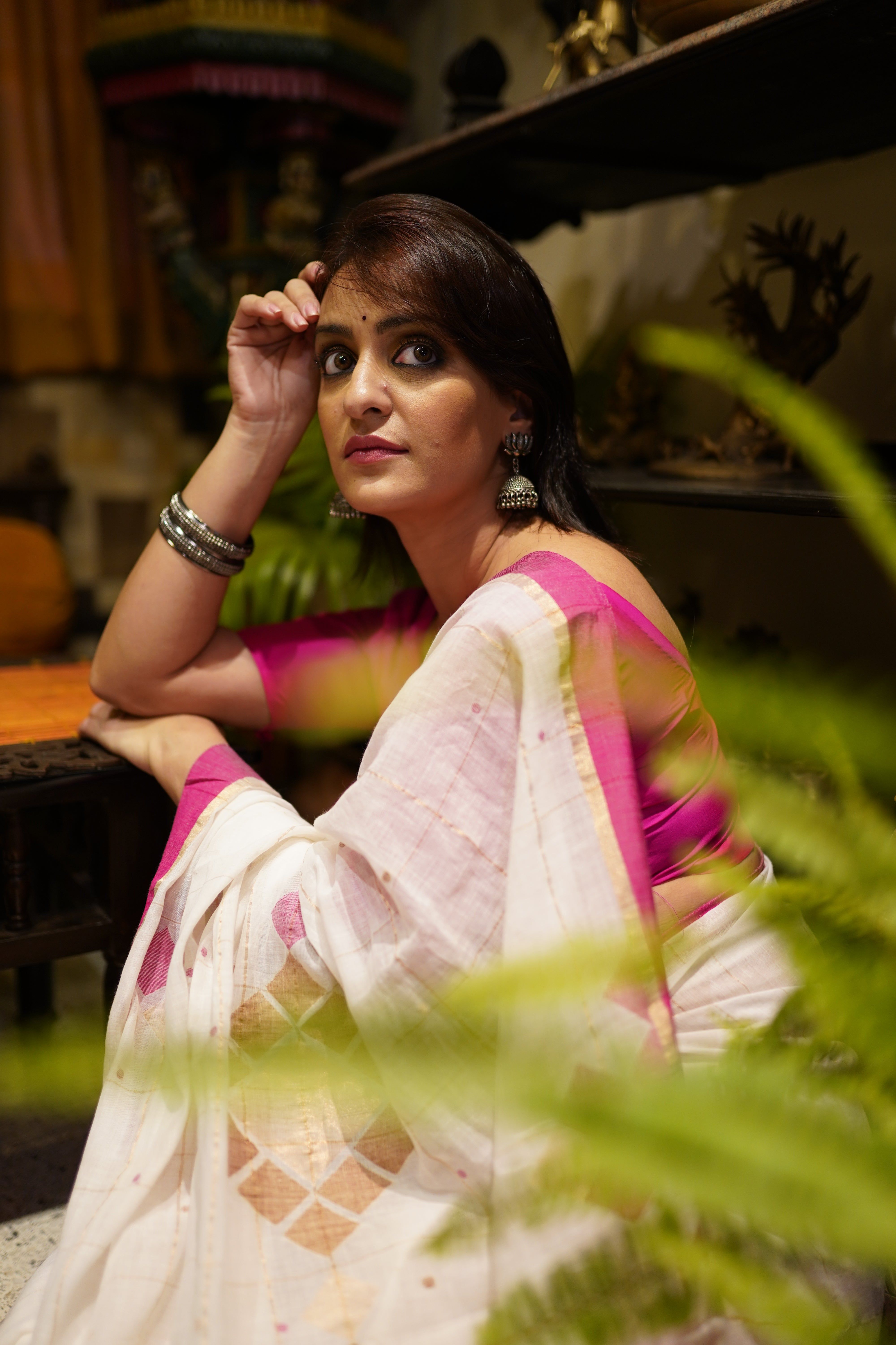 Handwoven White  Jamdani Saree