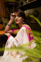Handwoven White  Jamdani Saree