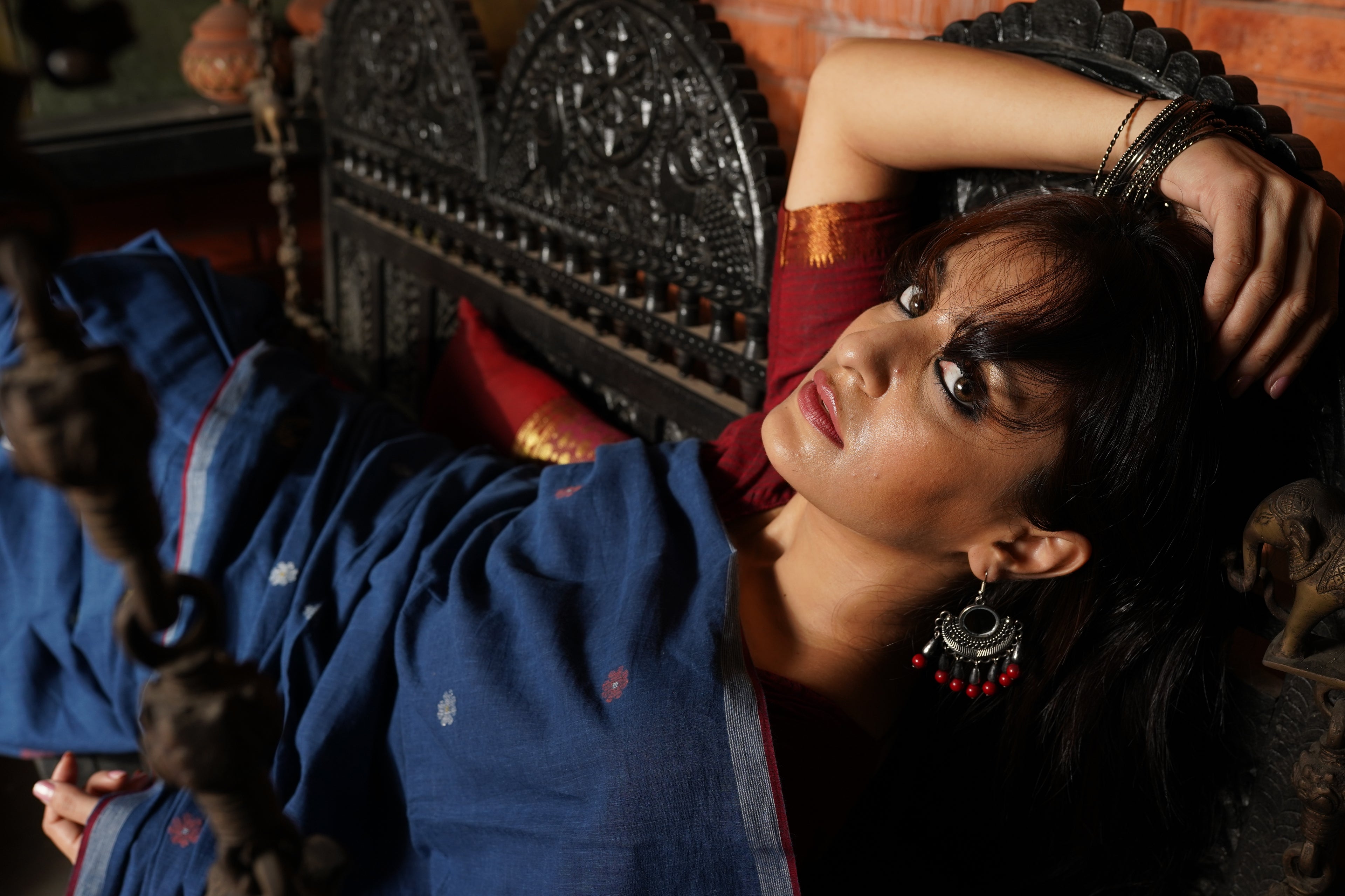 Handwoven Indigo Jamdani Saree