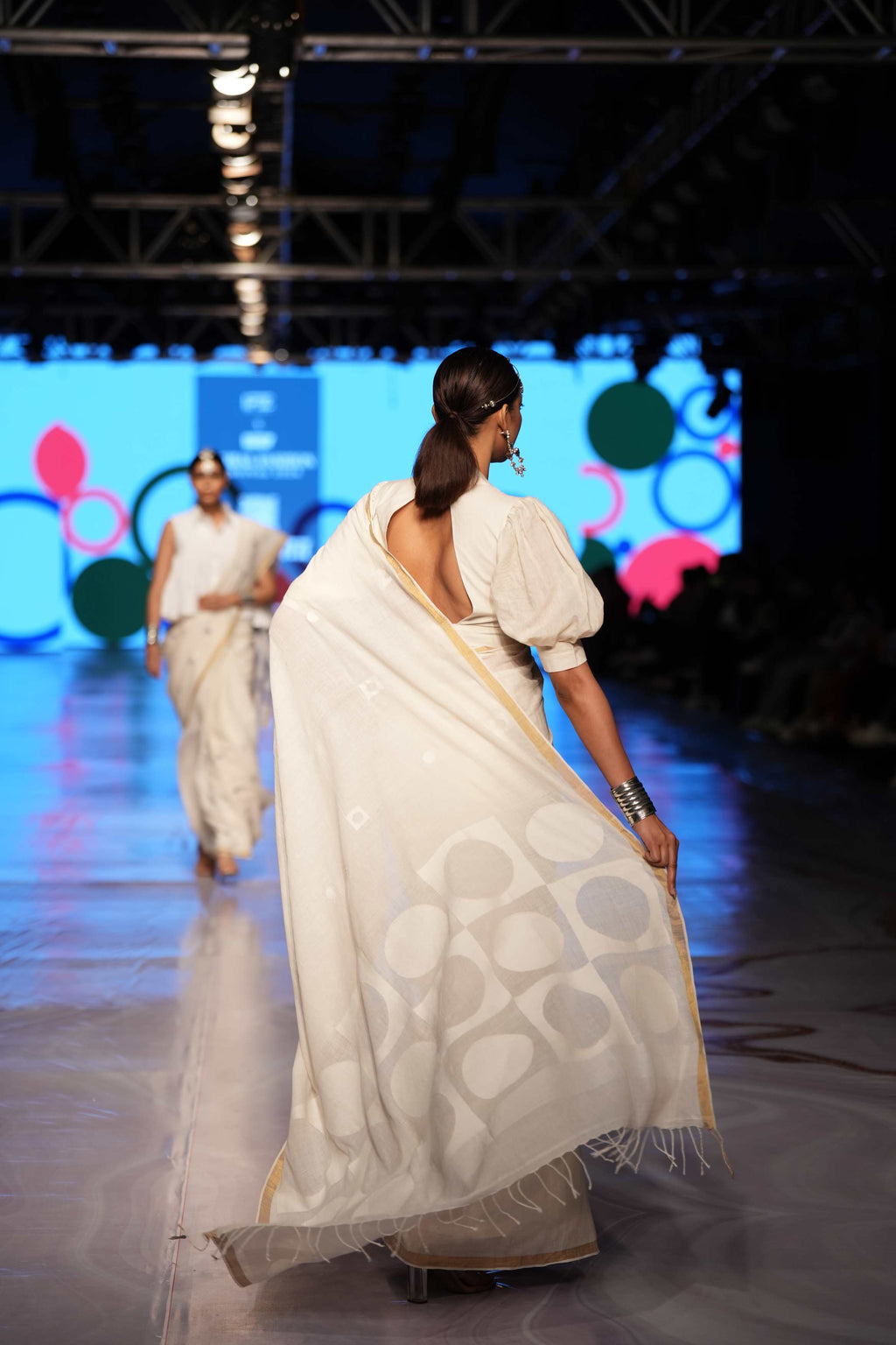 Handwoven White On White Jamdani Saree With Off White Blouse