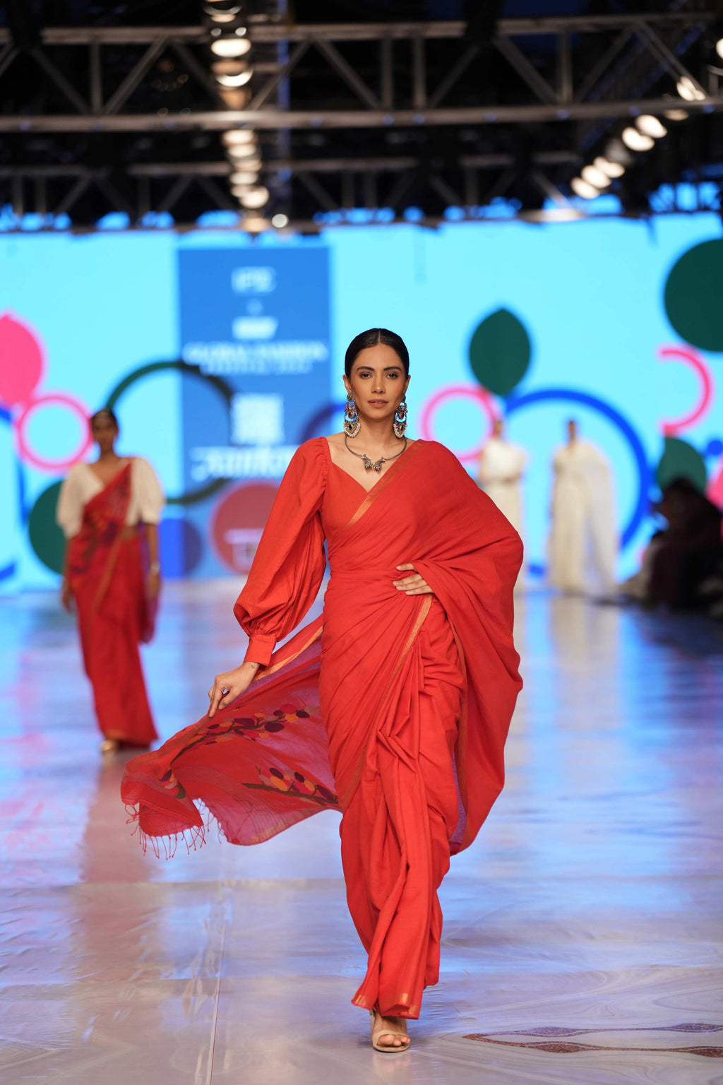 Handwoven Red  Jamdani Saree With Red Blouse