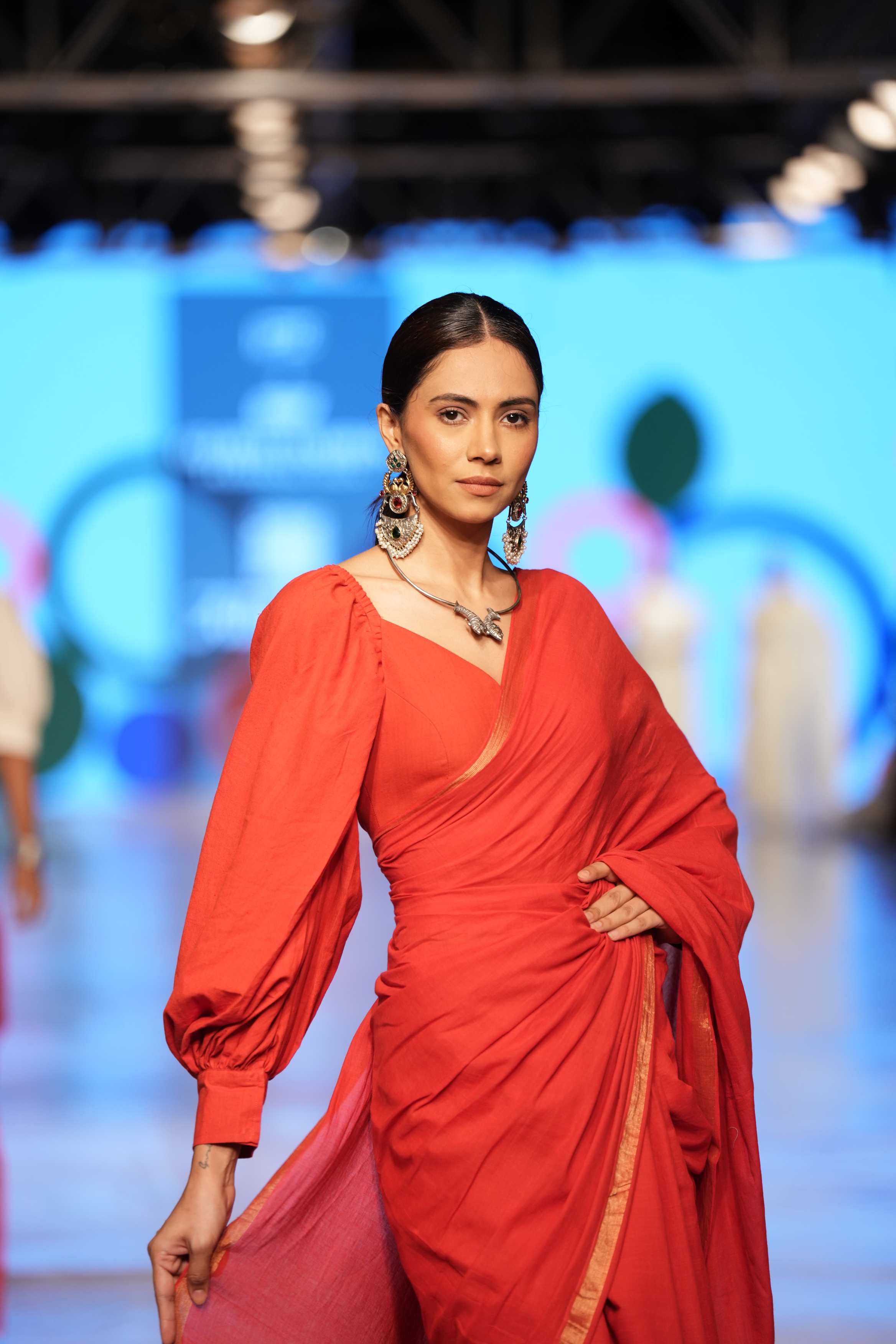 Handwoven Red  Jamdani Saree With Red Blouse