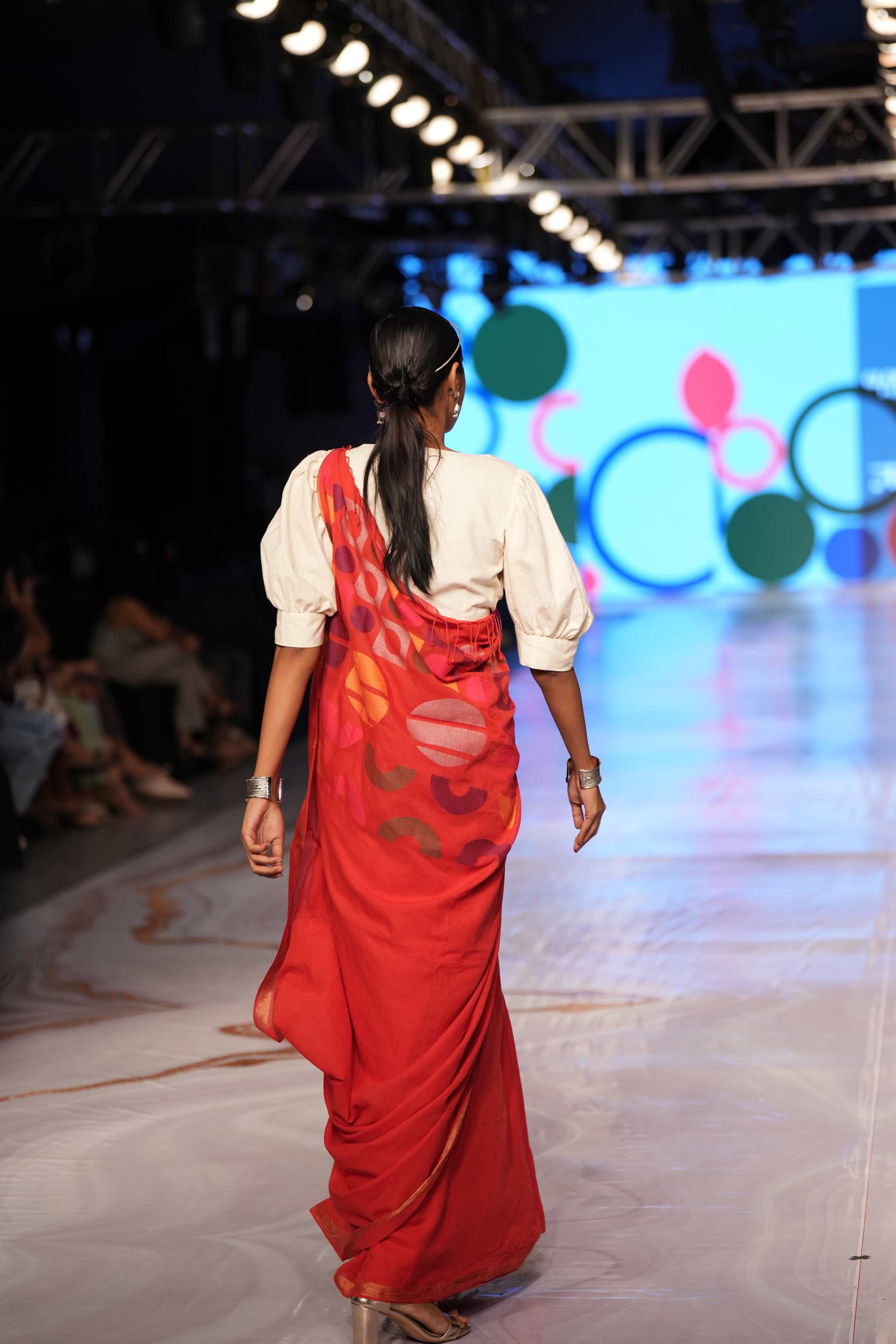 Handwoven Red Jamdani Saree With Beige Blouse