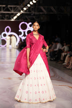 Handwoven Pink Jamdani Lehenga With Blouse & Dupatta