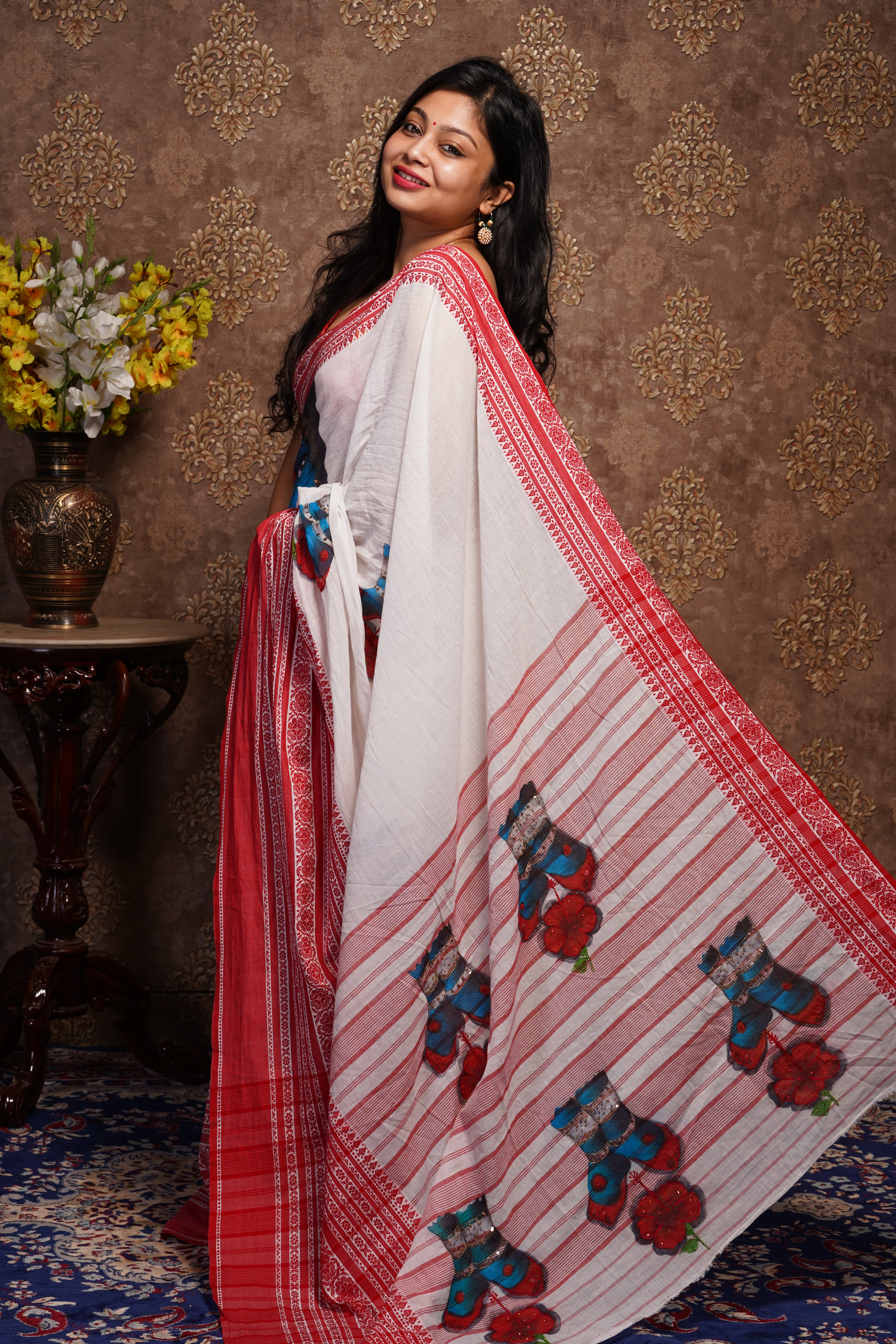 Handwoven Base White & Red  Maa Kali Theme Cotton Saree