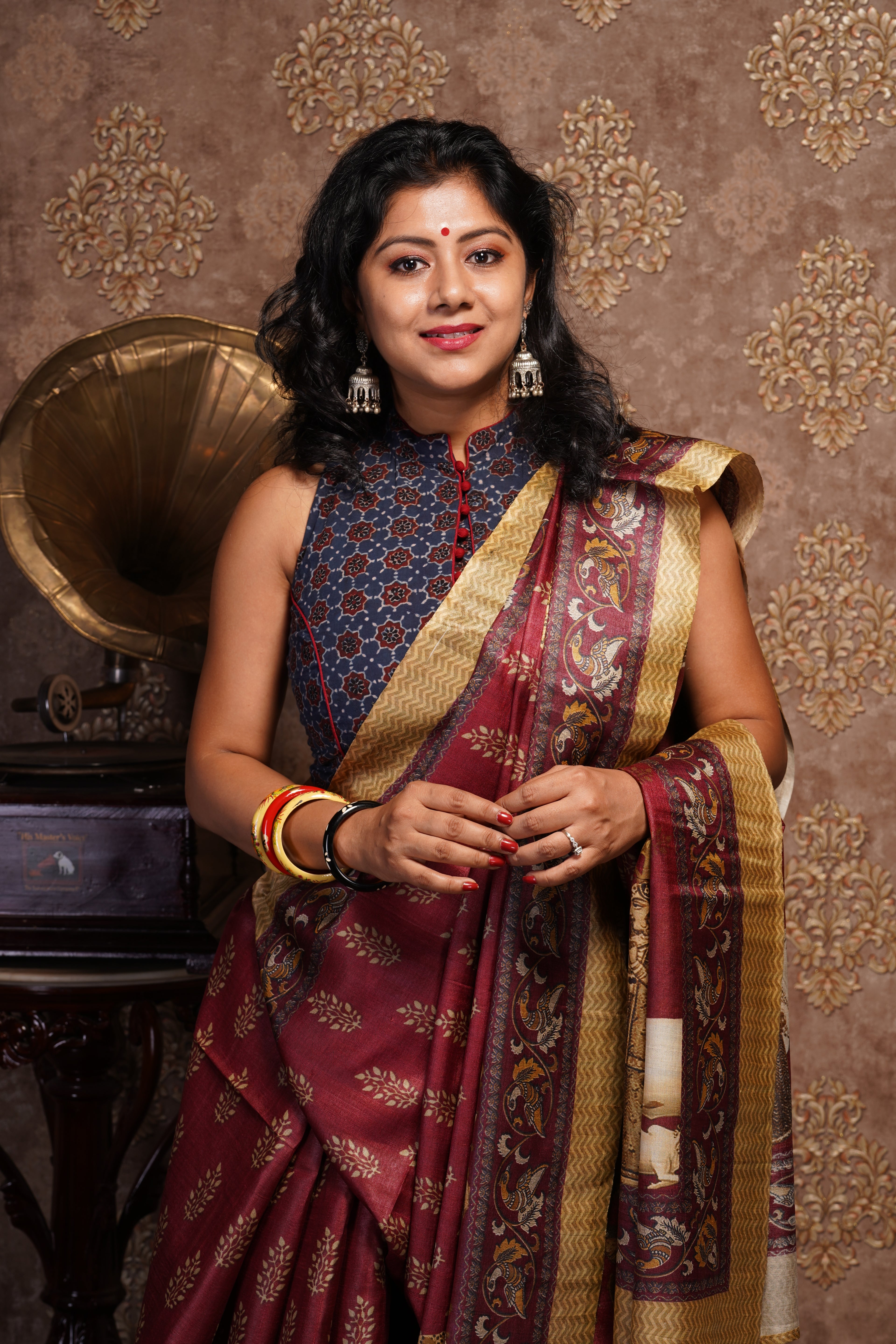 Elegent Tussar saree - Aankona