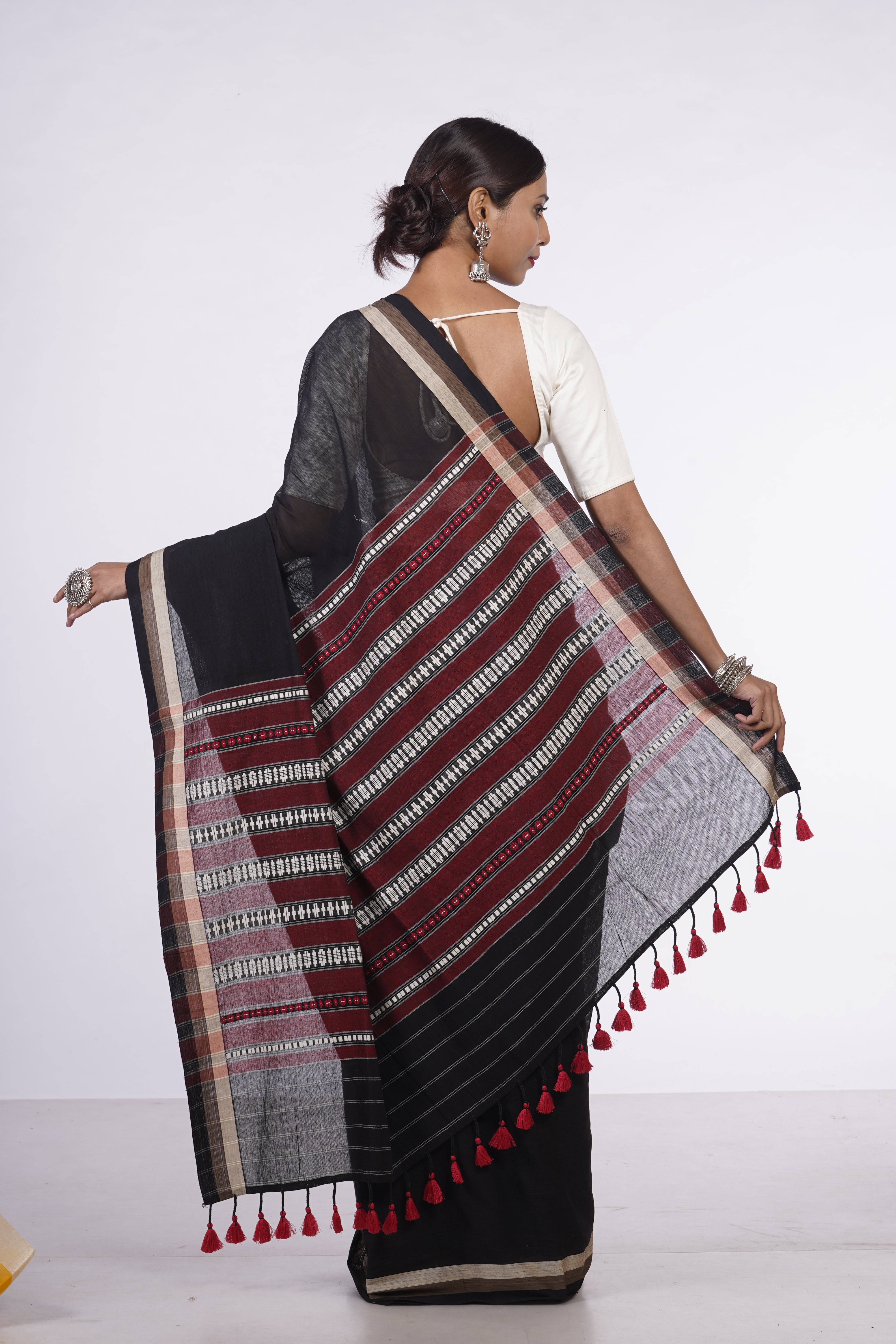 Handwoven Black cotton saree