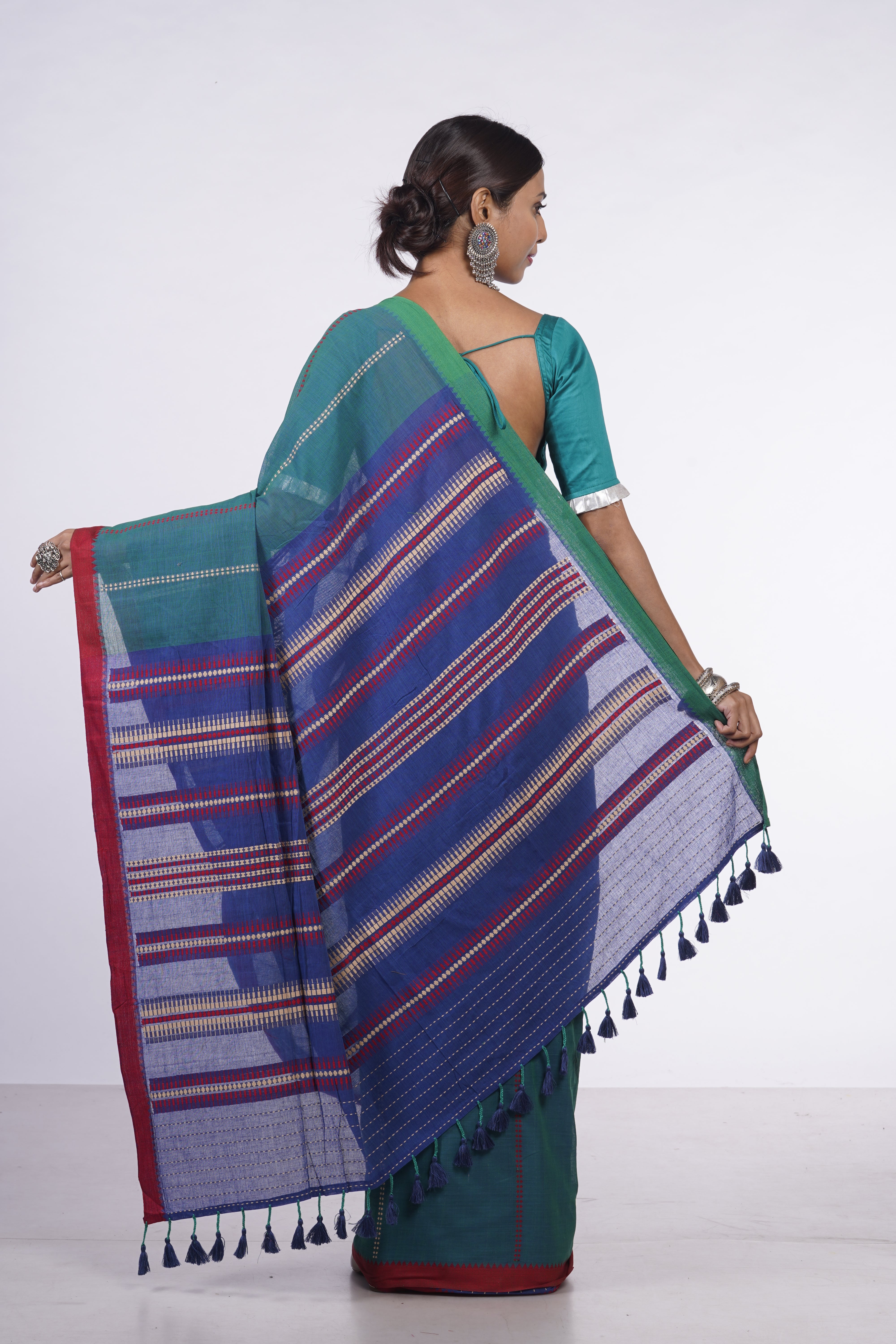 Handwoven blue cotton saree