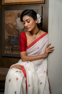 Handwoven white Linen jamdani Saree