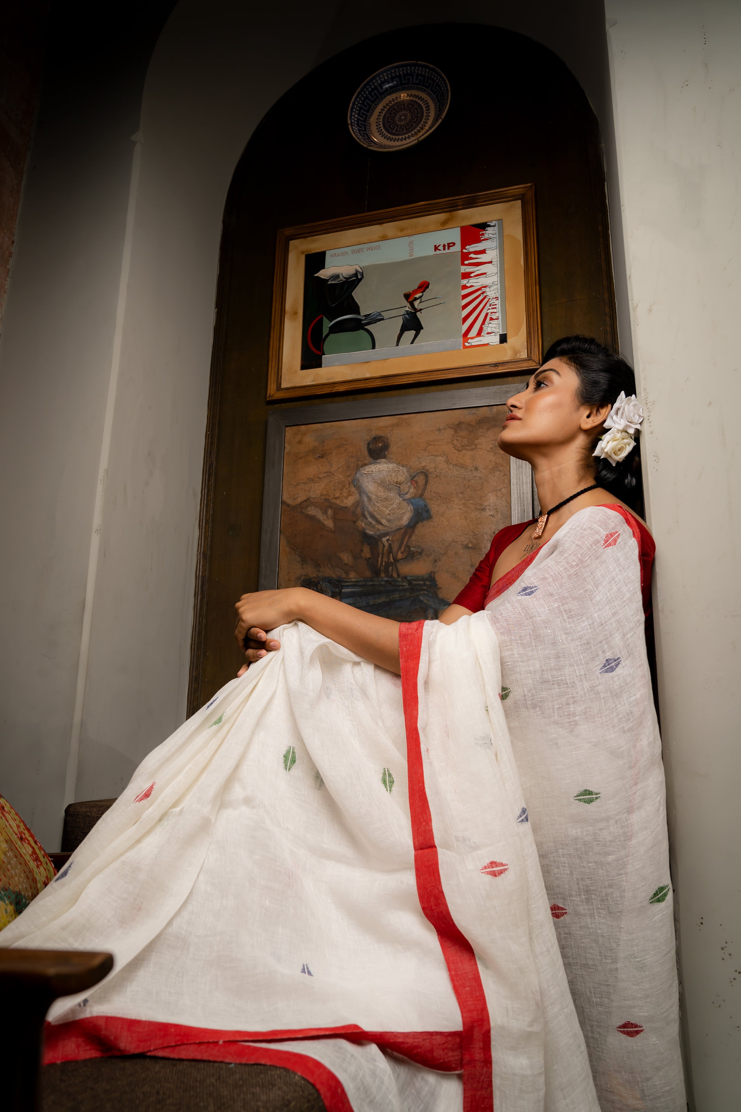 Handwoven white Linen jamdani Saree