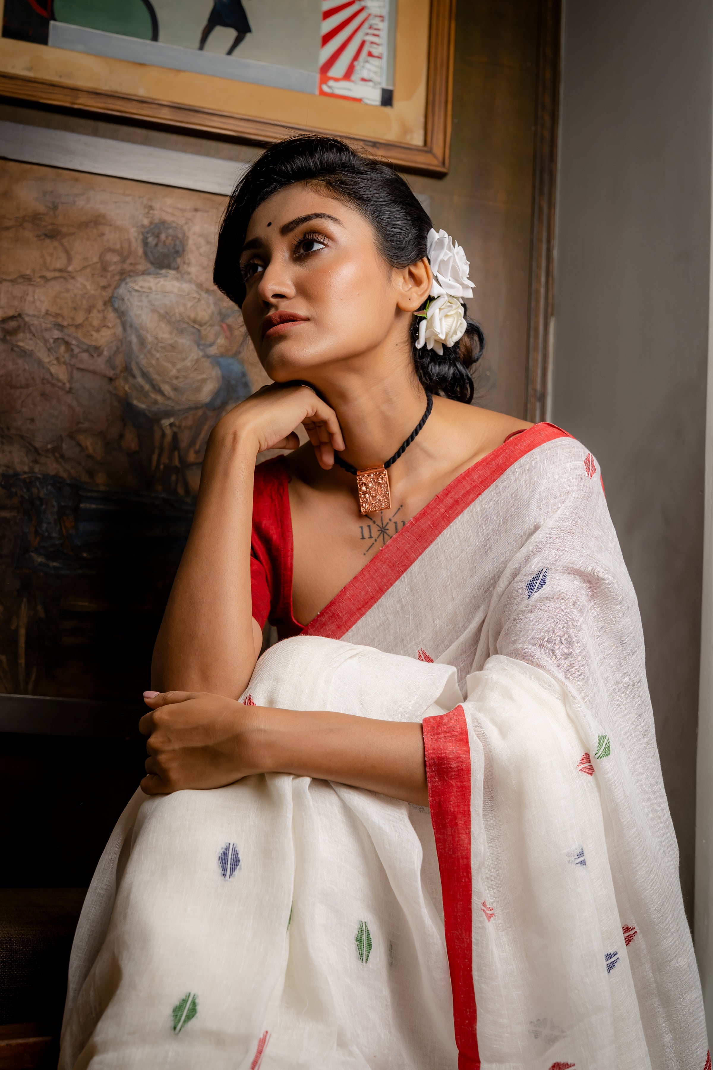 Handwoven white Linen jamdani Saree