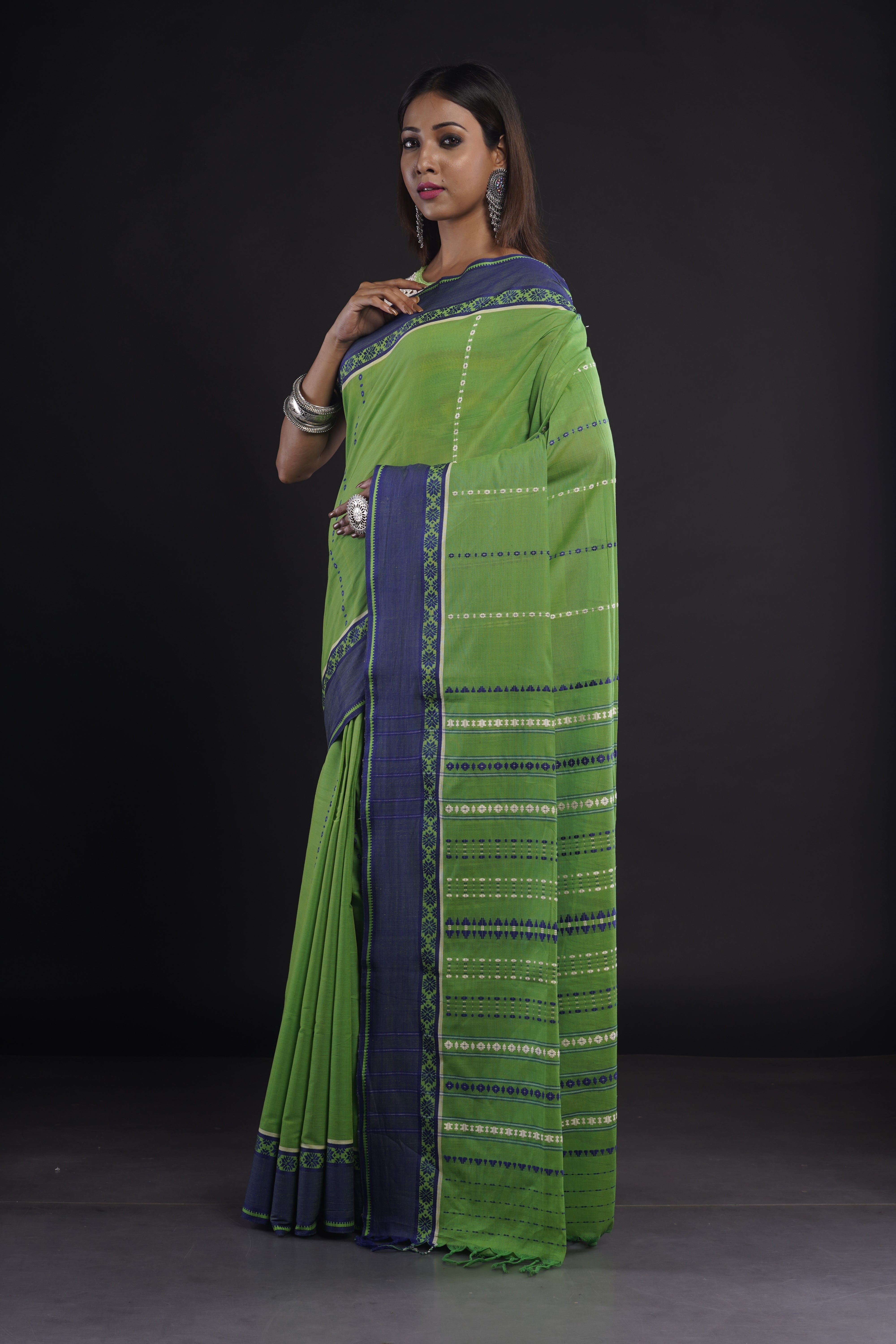 Handwoven Green cotton saree