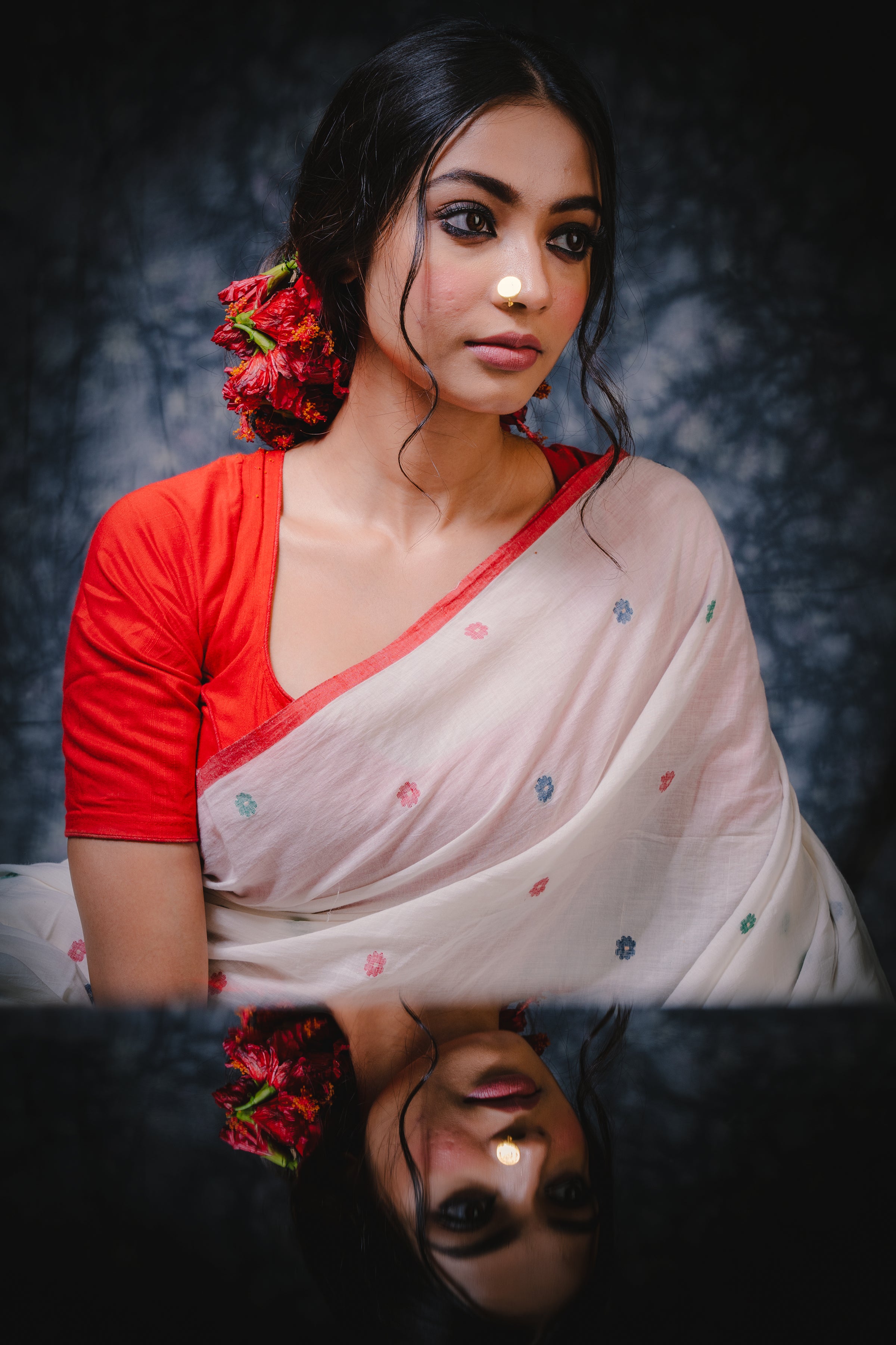 Uma - Handwoven White  jamdani Saree