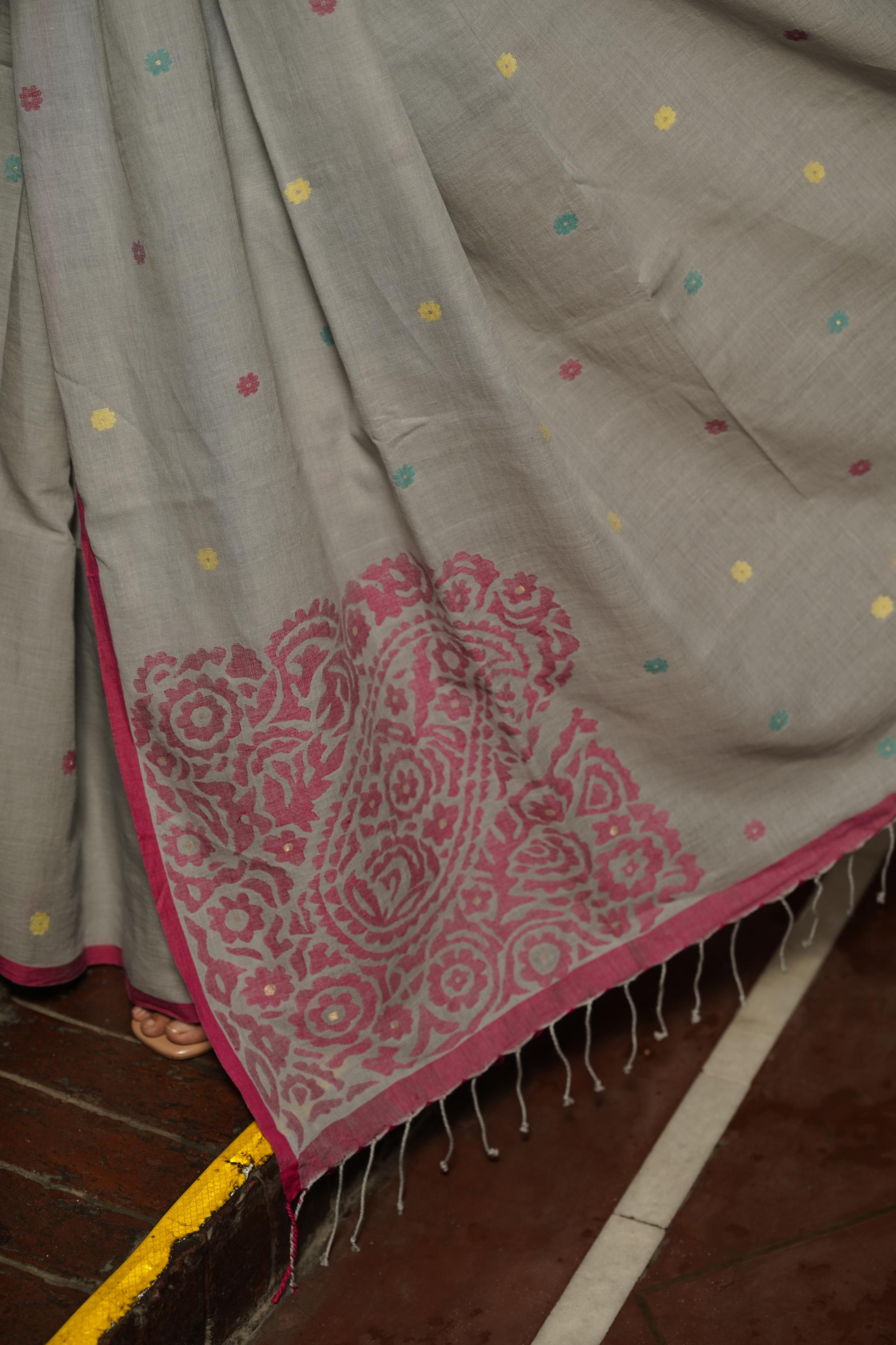 Handwoven Gray jamdani