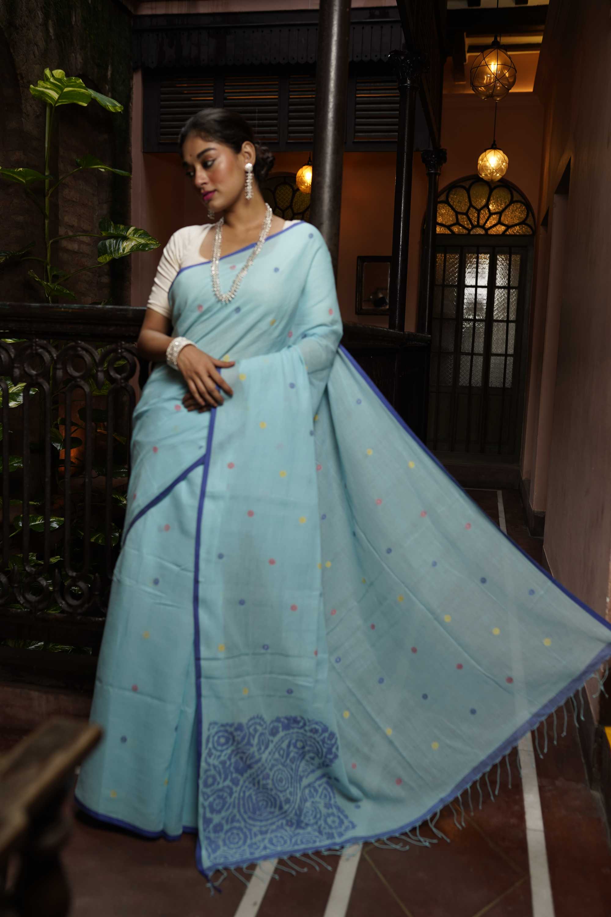 Handwoven Blue Jamdani saree