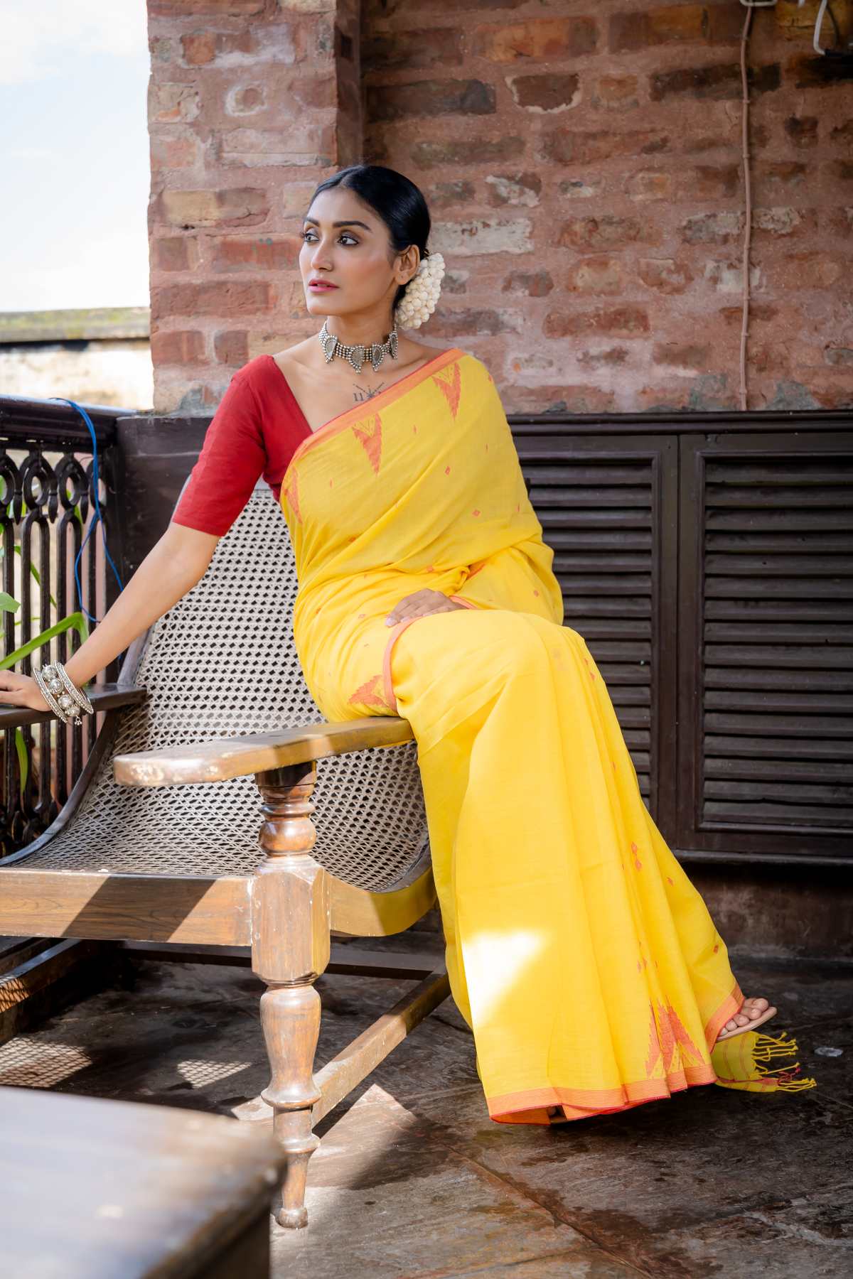 Handwoven linen karat pallu jamdani