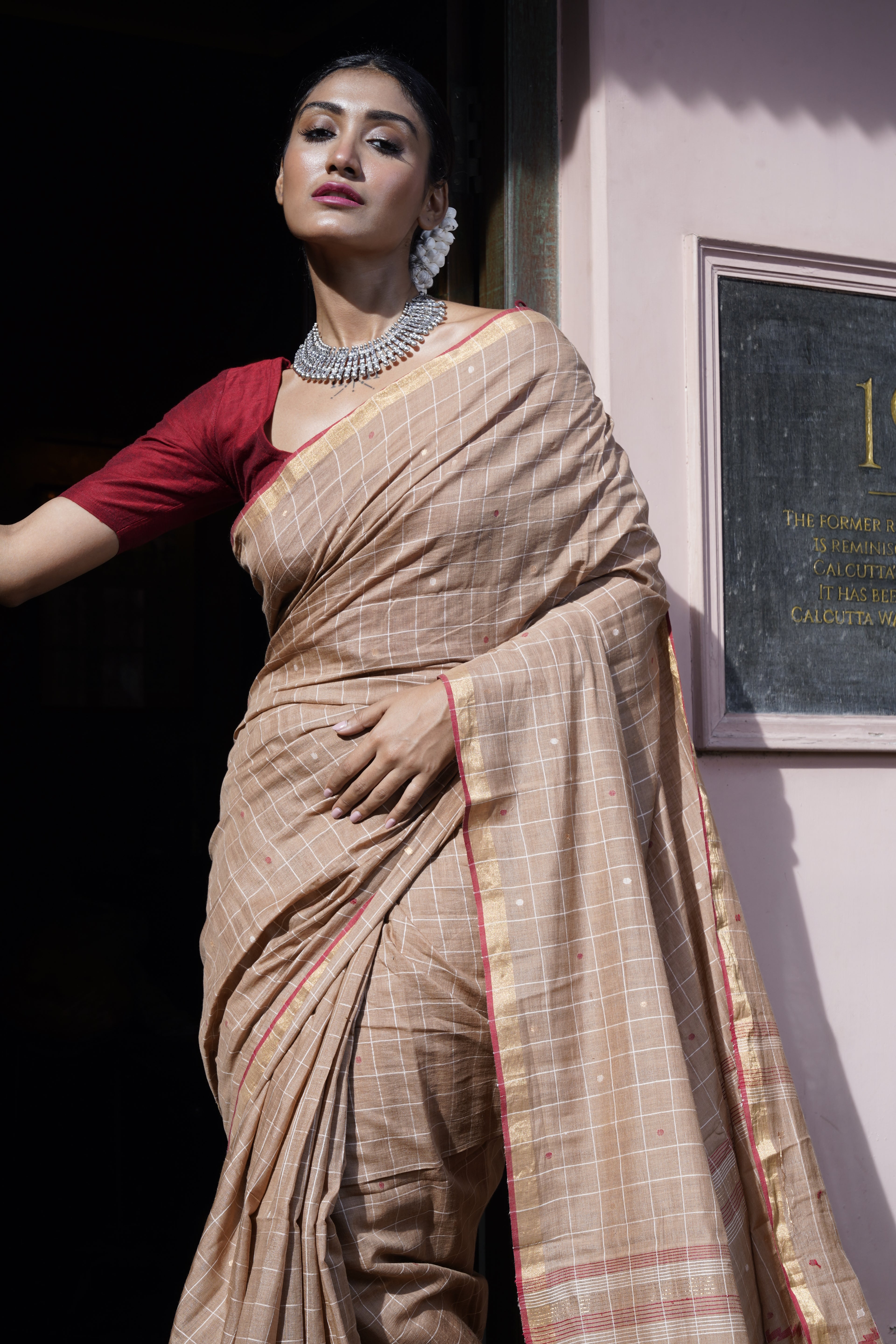 Handwoven Bronze Jamdani Saree