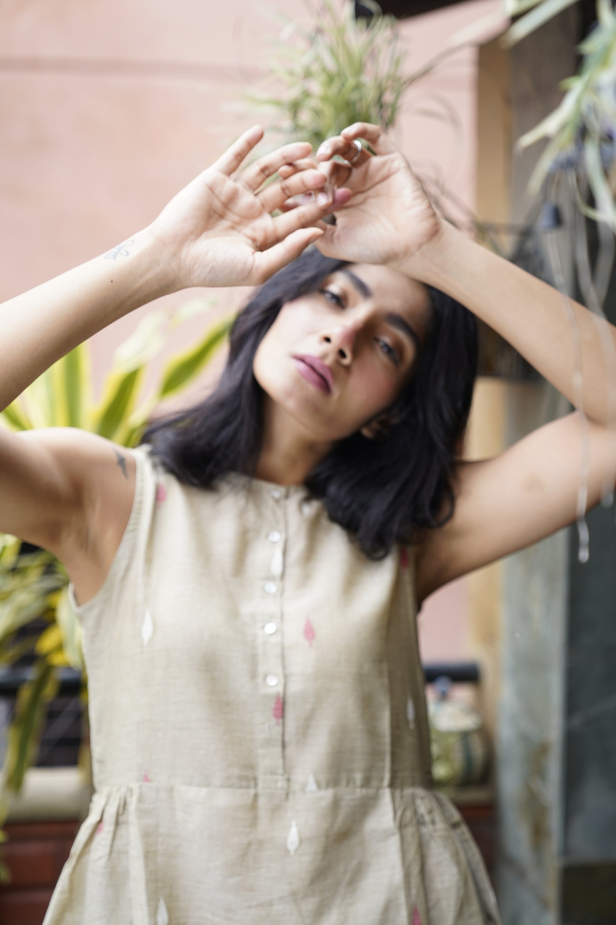 Beige handwoven jamdani tunic - Aankona