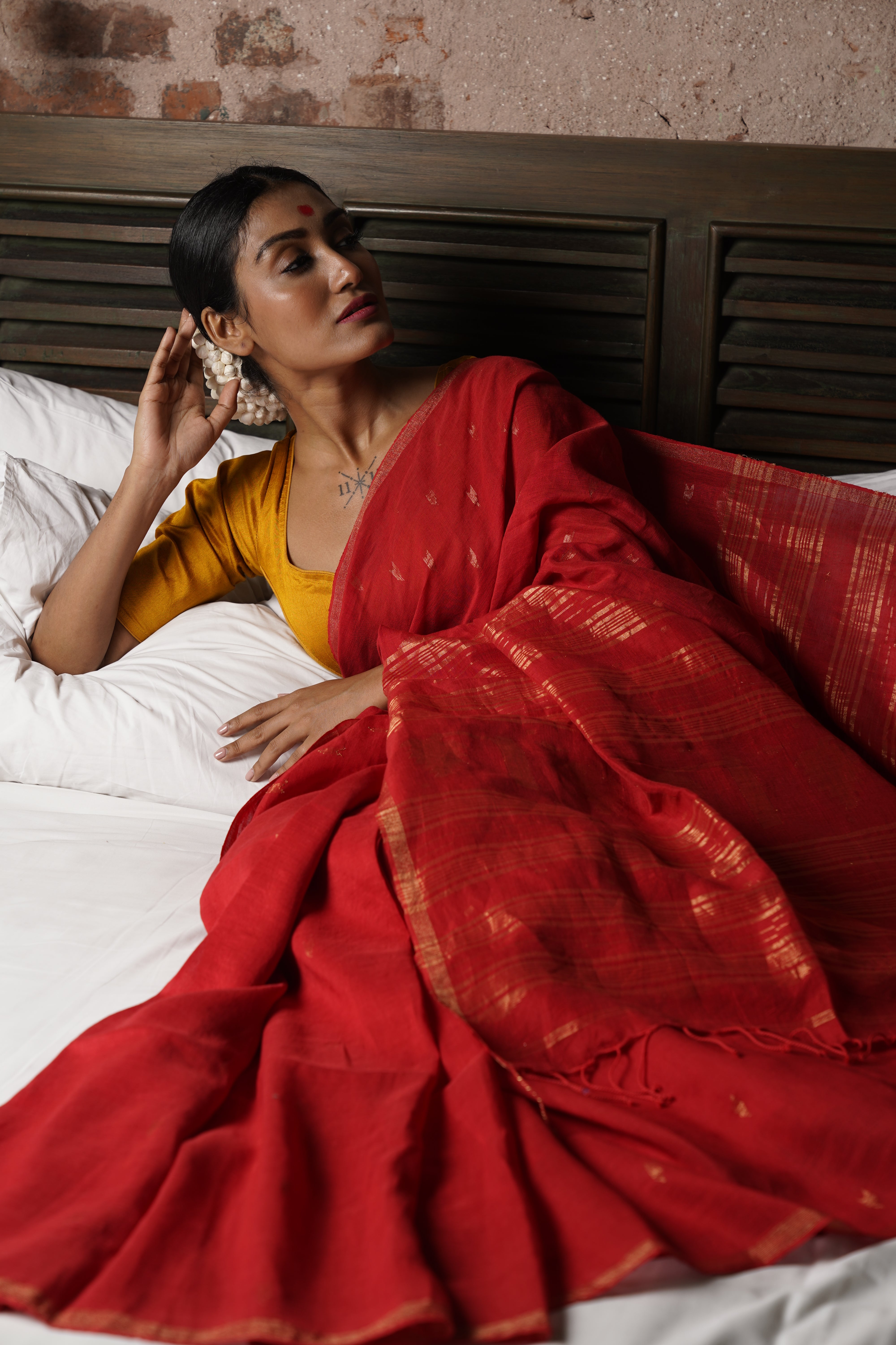 Handwoven Red Khadi Jamdani saree