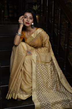 Handwoven Beige Cotton Saree