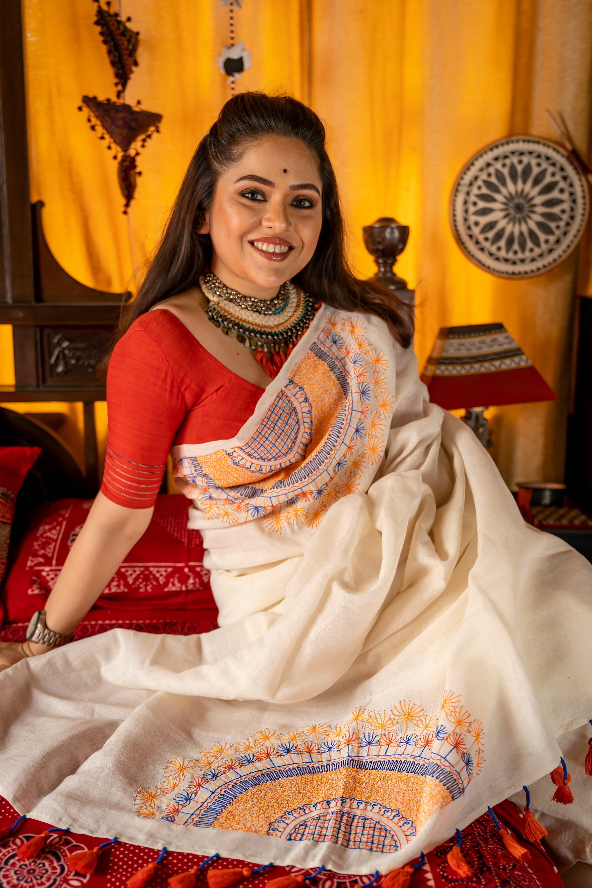 Handwoven White Linen Saree With Needle Word Saree