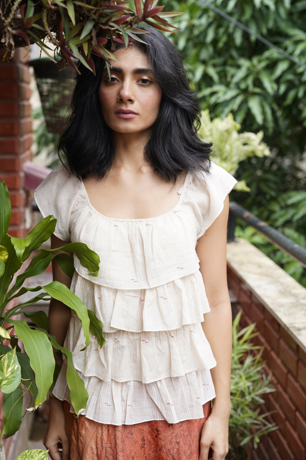 Ecru handwoven cotton jamdani top - Aankona