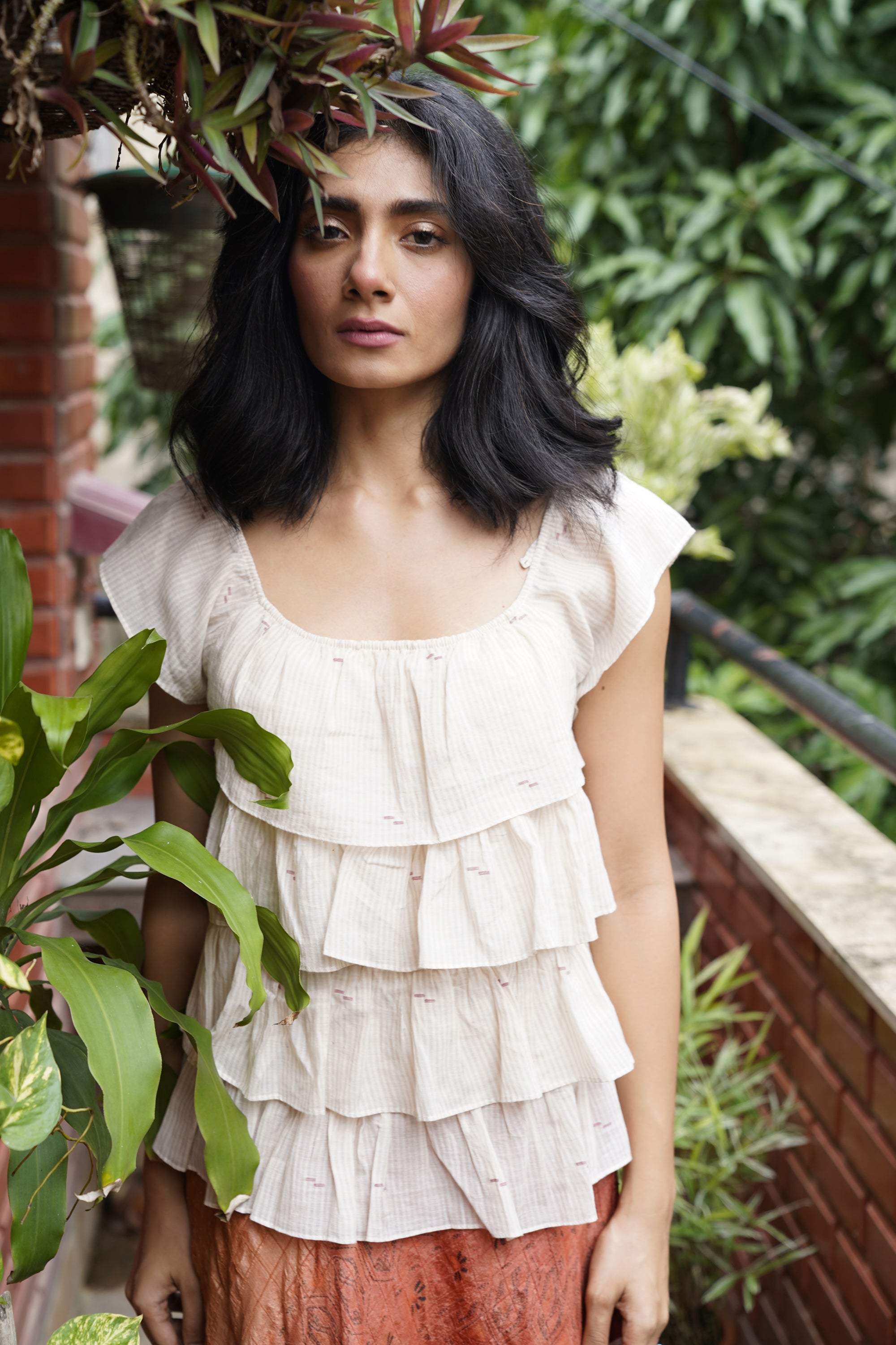 Ecru handwoven cotton jamdani top - Aankona