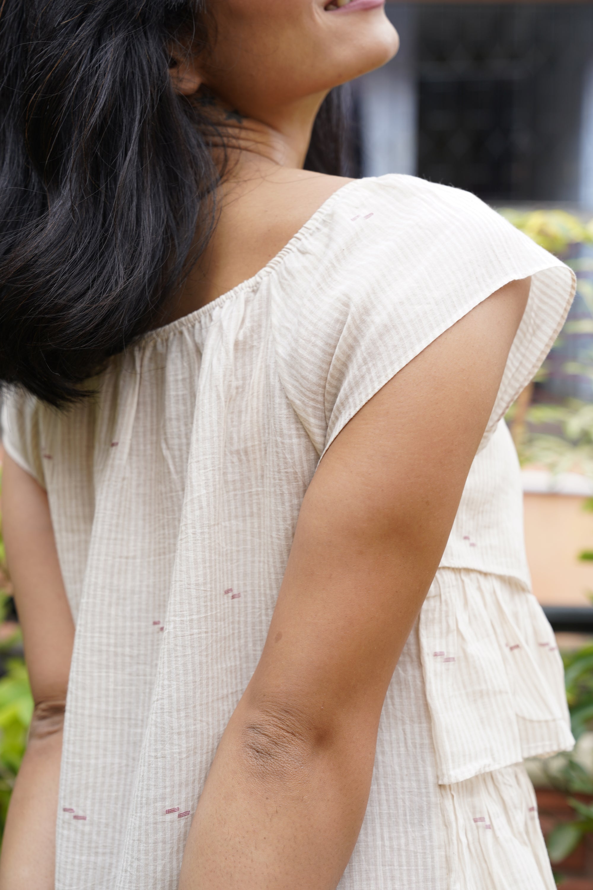 Ecru handwoven cotton jamdani top - Aankona