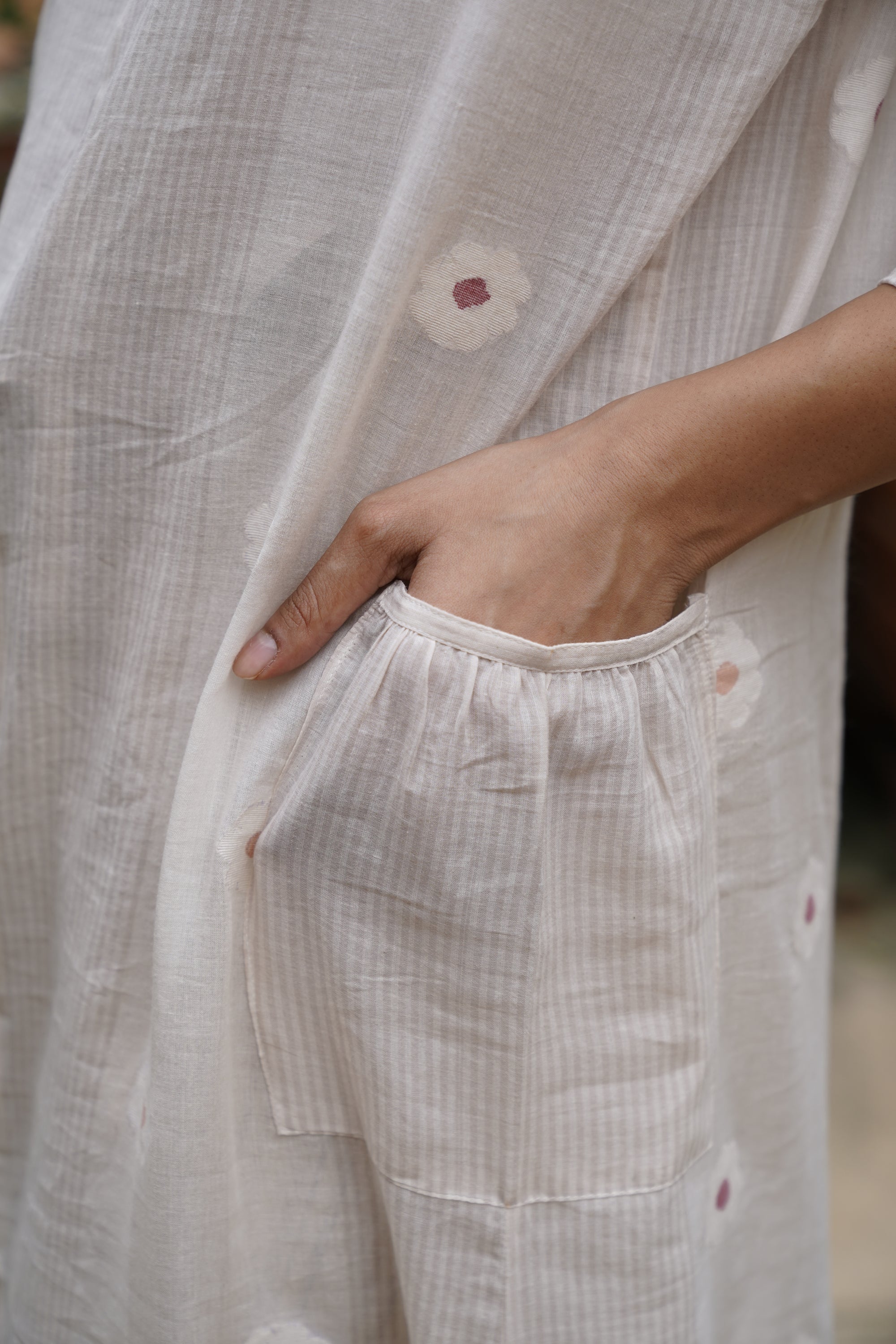 Ecru handwoven cotton Jamdani dress - Aankona