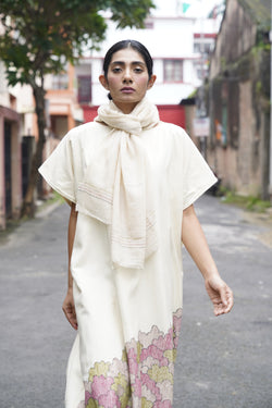Ecru noil silk dress with hand embroidery - Aankona