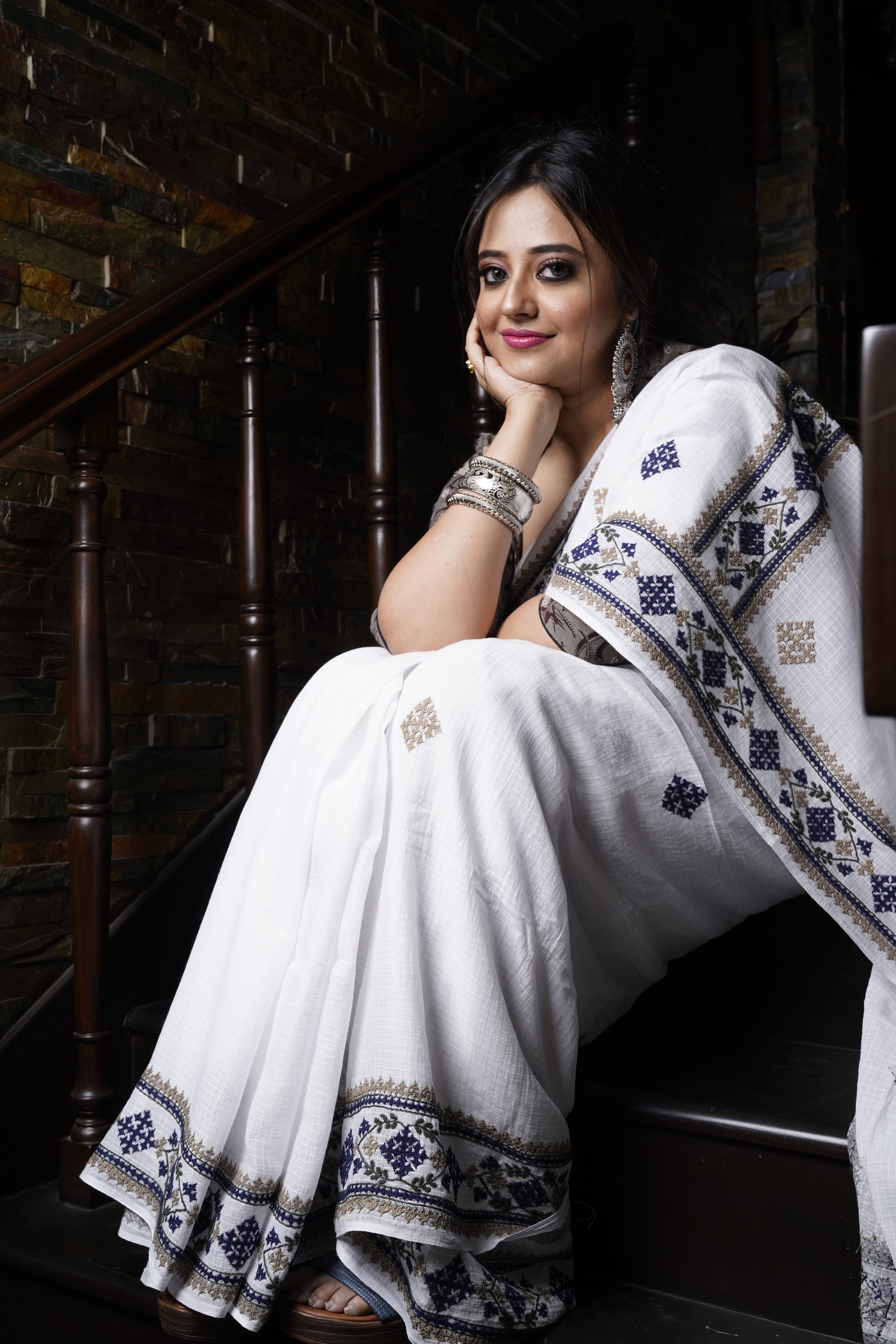 Handwoven White Cotton Saree With Kantha Work