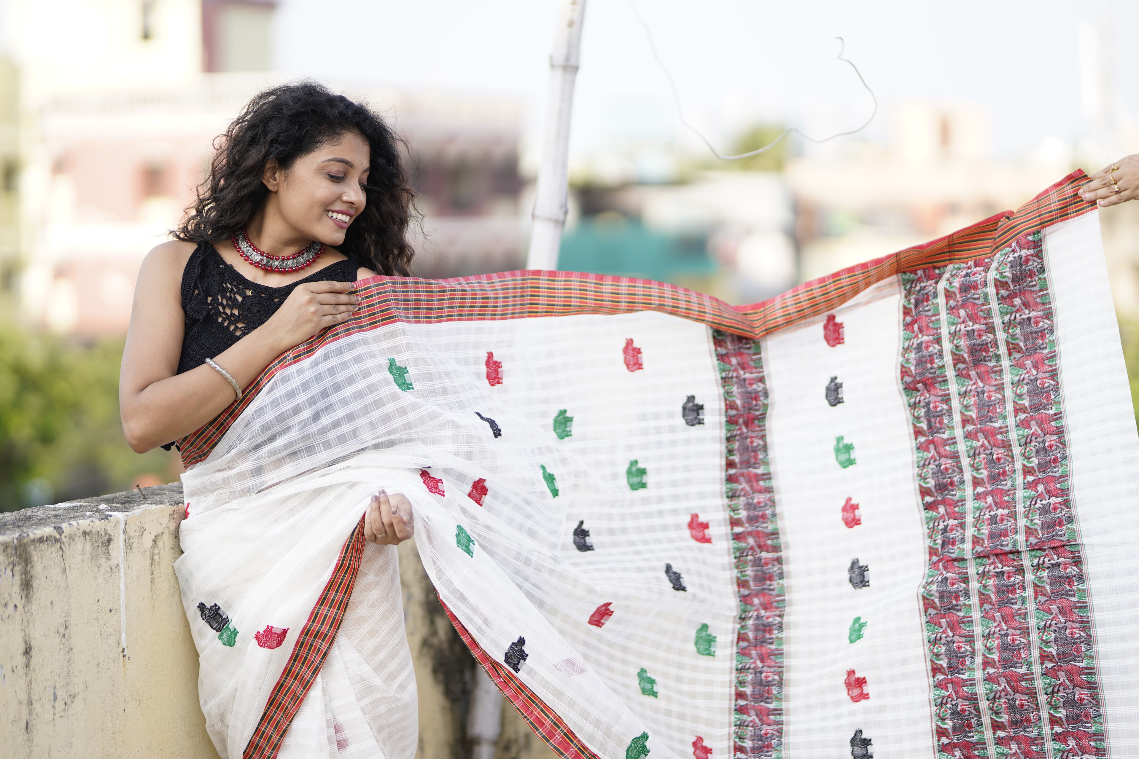 Handwoven White Assam Kaziranga Saree